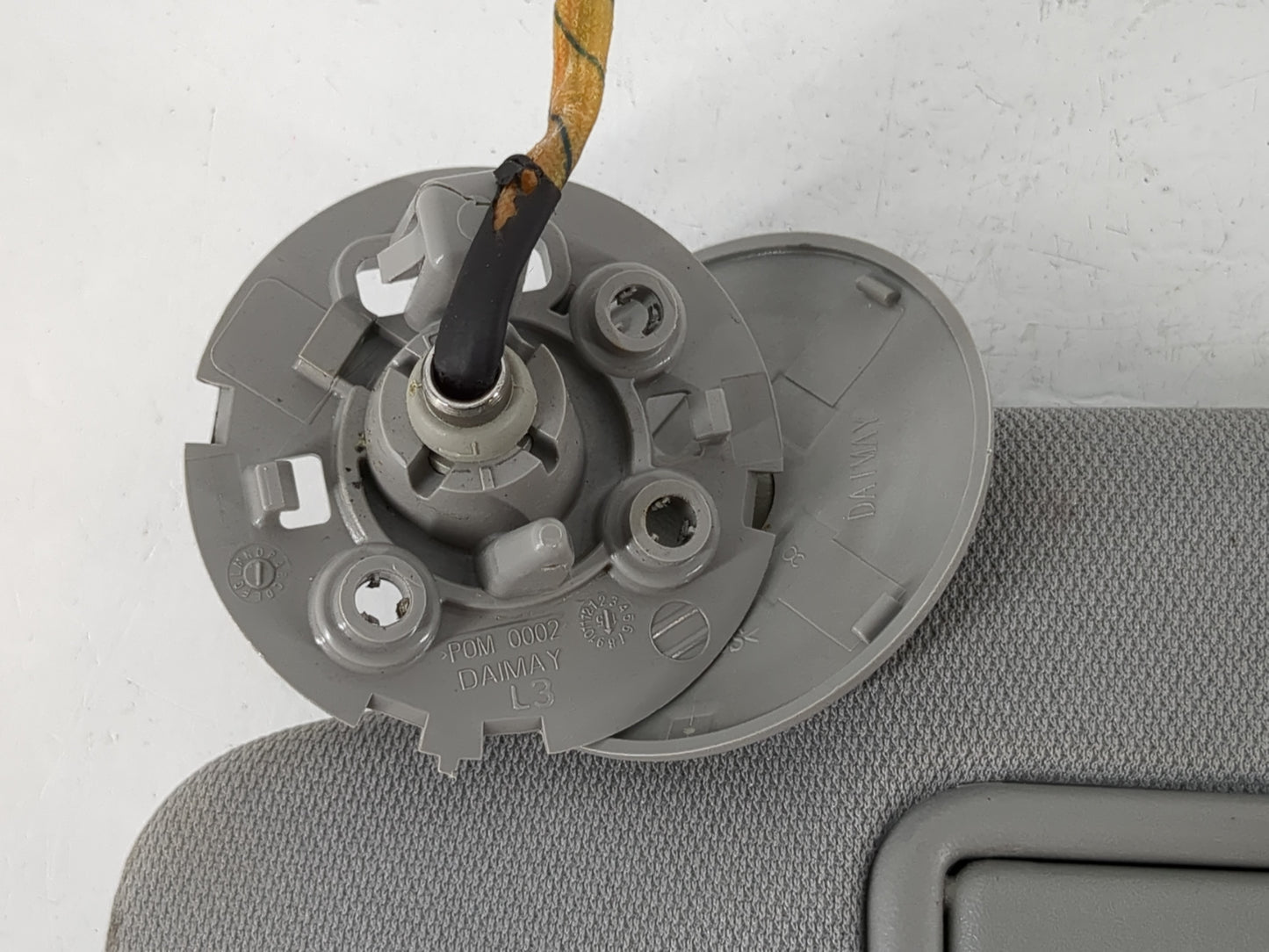 2016-2021 Chevrolet Malibu Sun Visor Shade Replacement Passenger Right Mirror Fits Fits 2016 2017 2018 2019 2020 2021 OEM Used Auto Parts