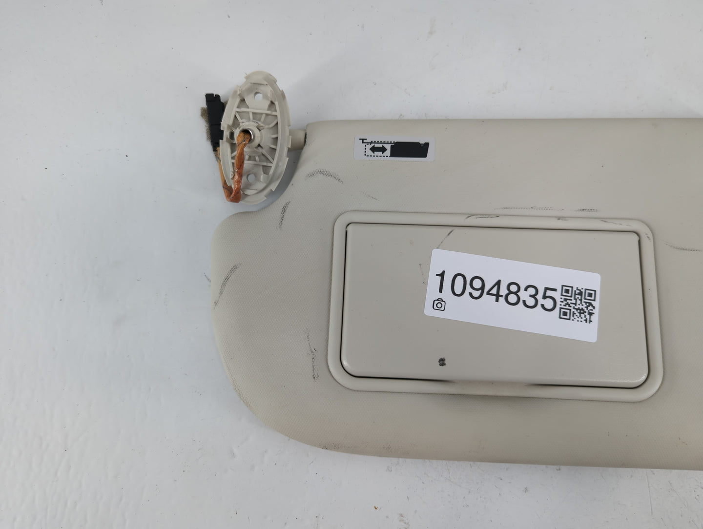 2013-2019 Ford Escape Sun Visor Shade Replacement Driver Left Mirror Fits Fits 2013 2014 2015 2016 2017 2018 2019 OEM Used Auto Parts - Oemusedautoparts1.com
