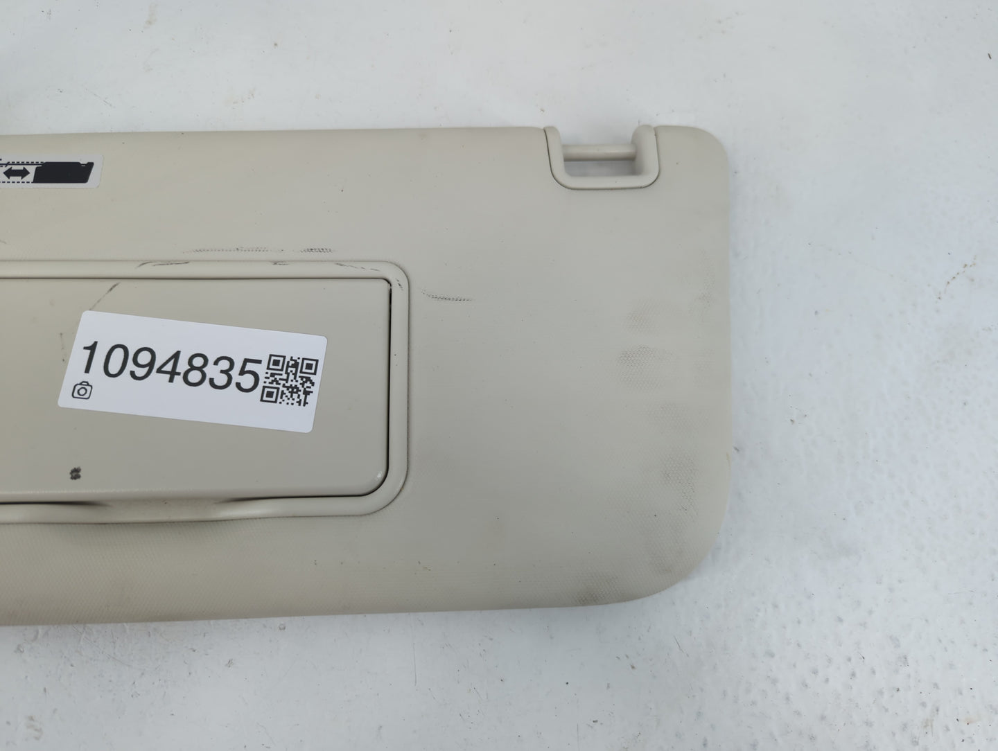 2013-2019 Ford Escape Sun Visor Shade Replacement Driver Left Mirror Fits Fits 2013 2014 2015 2016 2017 2018 2019 OEM Used Auto Parts - Oemusedautoparts1.com