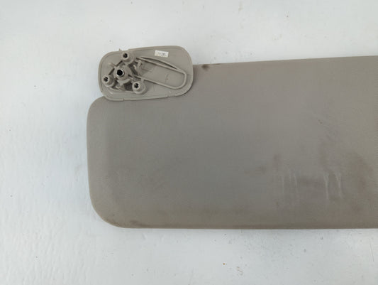 2007-2013 Chevrolet Silverado 1500 Sun Visor Shade Replacement Driver Left Mirror Fits OEM Used Auto Parts