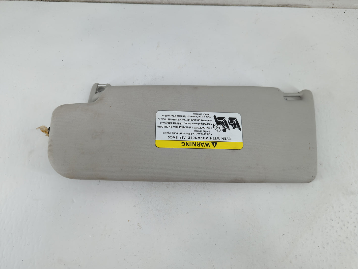 2009-2017 Volkswagen Cc Sun Visor Shade Replacement Passenger Right Mirror Fits Fits 2009 2010 2011 2012 2013 2014 2015 2016 2017 OEM Used Auto Parts