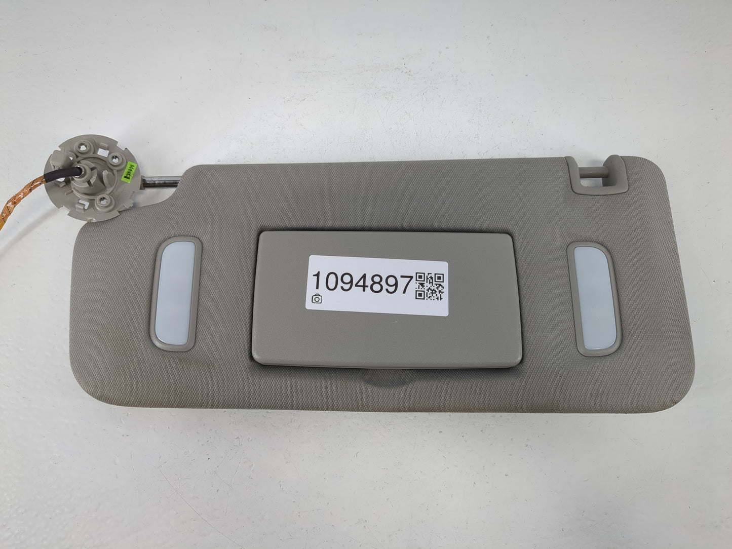 2010-2017 Chevrolet Equinox Sun Visor Shade Replacement Driver Left Mirror Fits Fits 2010 2011 2012 2013 2014 2015 2016 2017 OEM Used Auto Parts