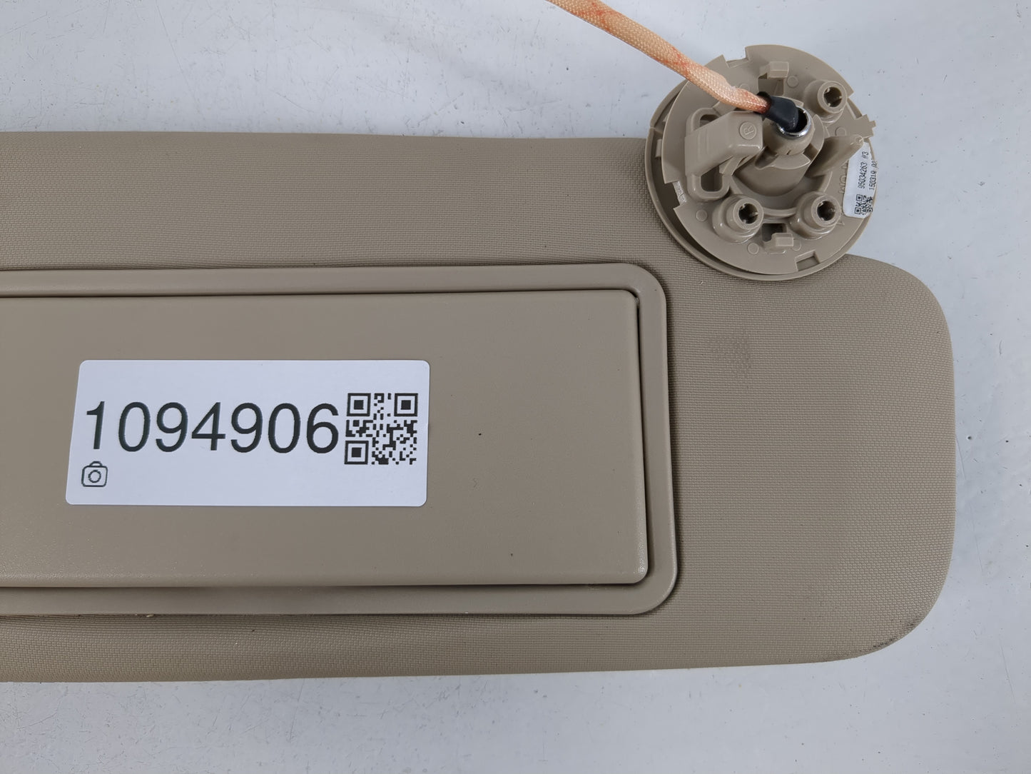 2011-2016 Chevrolet Cruze Sun Visor Shade Replacement Passenger Right Mirror Fits Fits 2011 2012 2013 2014 2015 2016 OEM Used Auto Parts