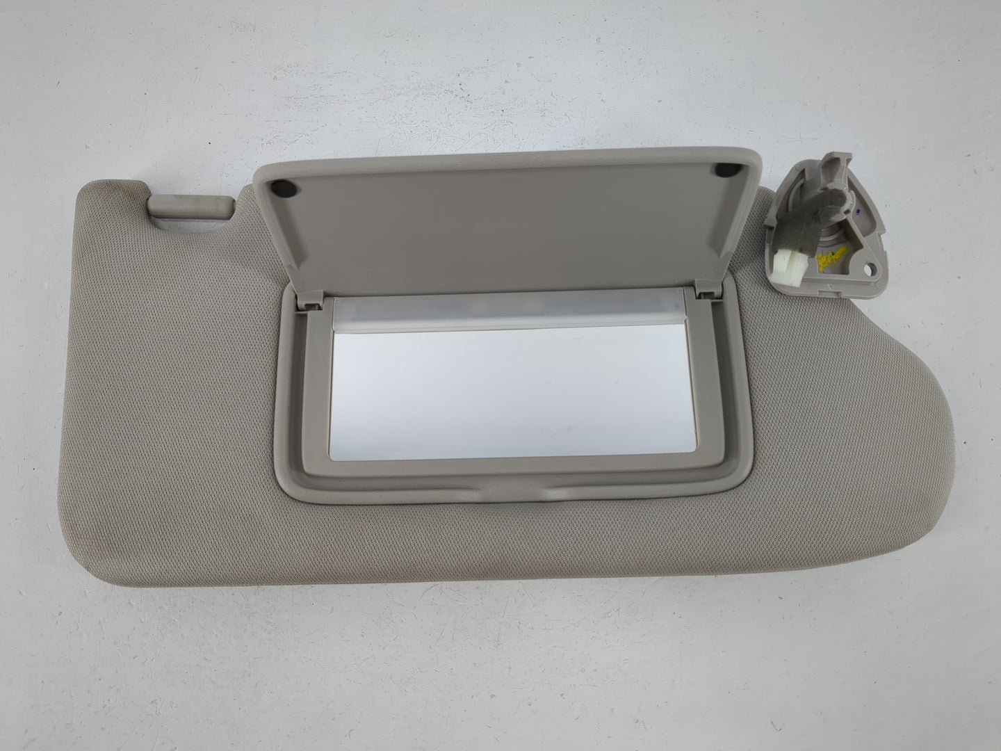 2013-2018 Nissan Altima Sun Visor Shade Replacement Passenger Right Mirror Fits Fits 2013 2014 2015 2016 2017 2018 OEM Used Auto Parts - Oemusedautoparts1.com