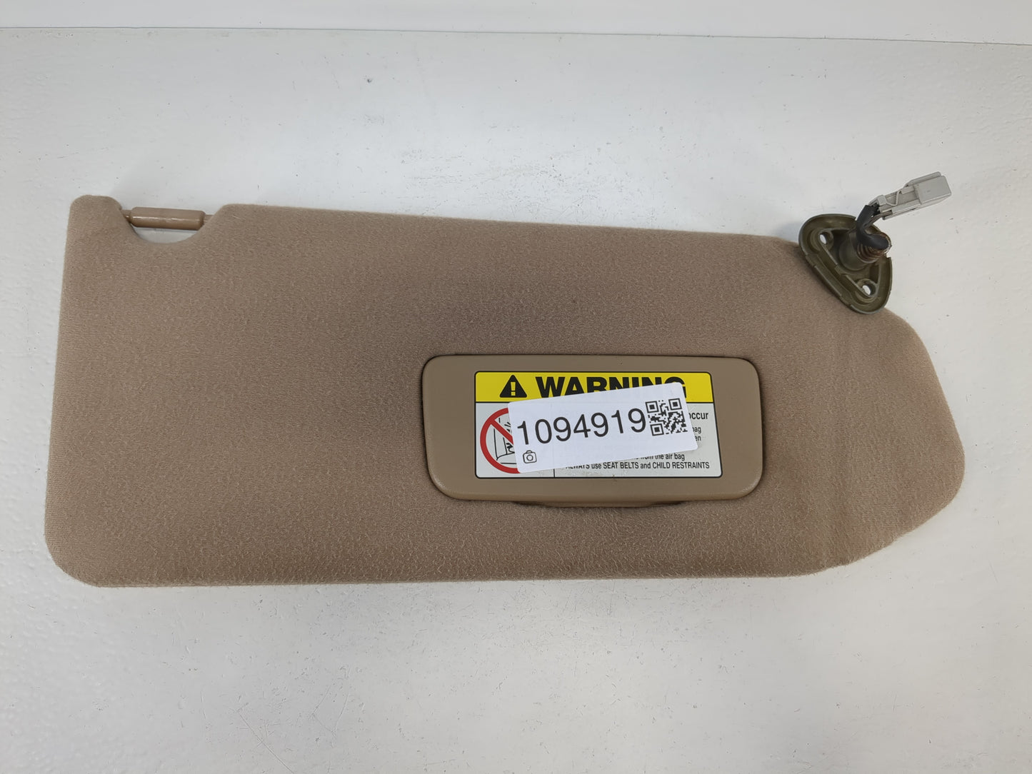 2003-2004 Honda Pilot Sun Visor Shade Replacement Passenger Right Mirror Fits Fits 2003 2004 OEM Used Auto Parts