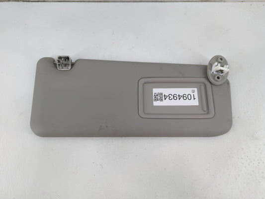 2013-2018 Toyota Rav4 Sun Visor Shade Replacement Passenger Right Mirror Fits Fits 2013 2014 2015 2016 2017 2018 OEM Used Auto Parts