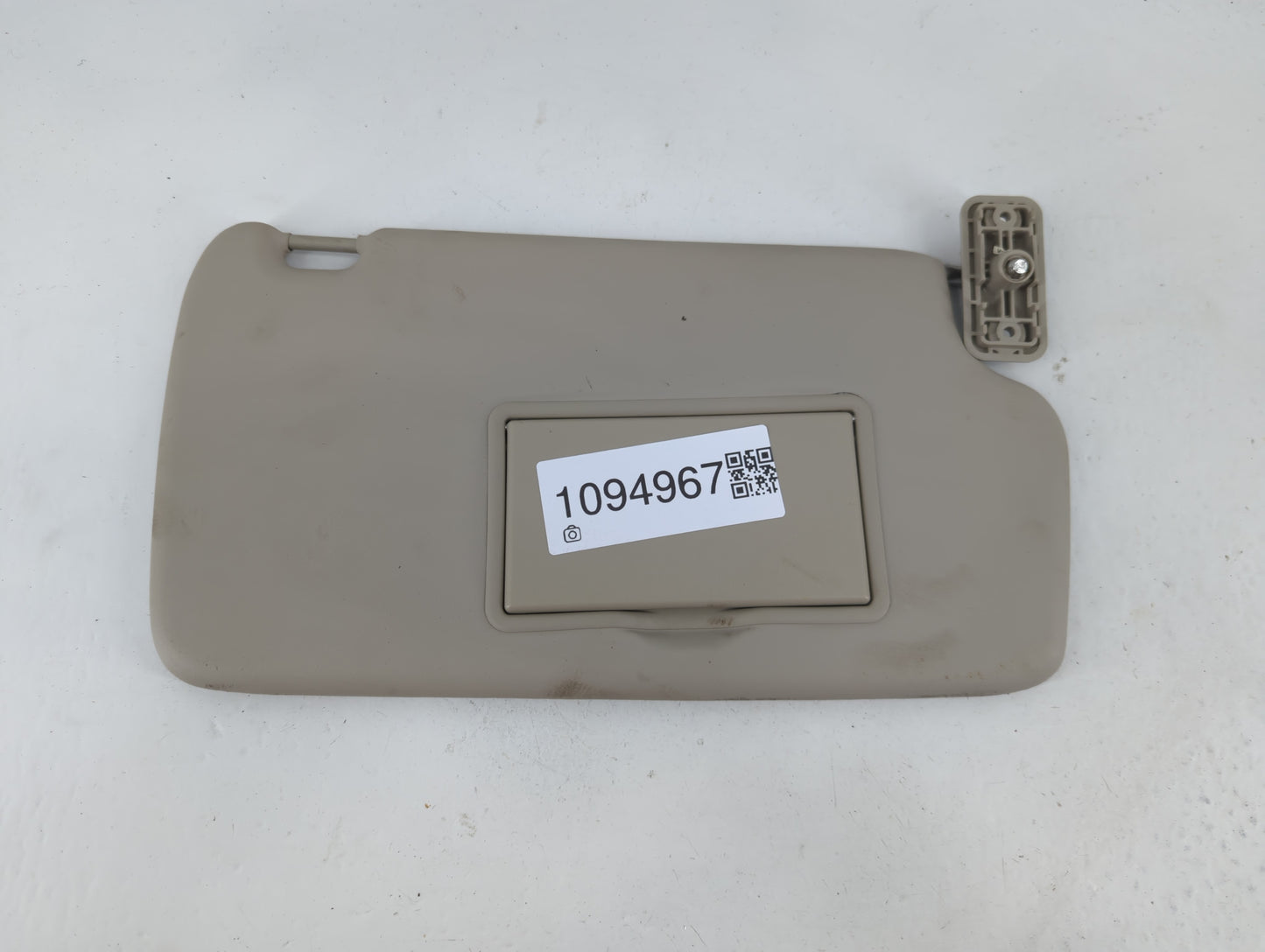 2011-2019 Ford Fiesta Sun Visor Shade Replacement Passenger Right Mirror Fits Fits 2011 2012 2013 2014 2015 2016 2017 2018 2019 OEM Used Auto Parts