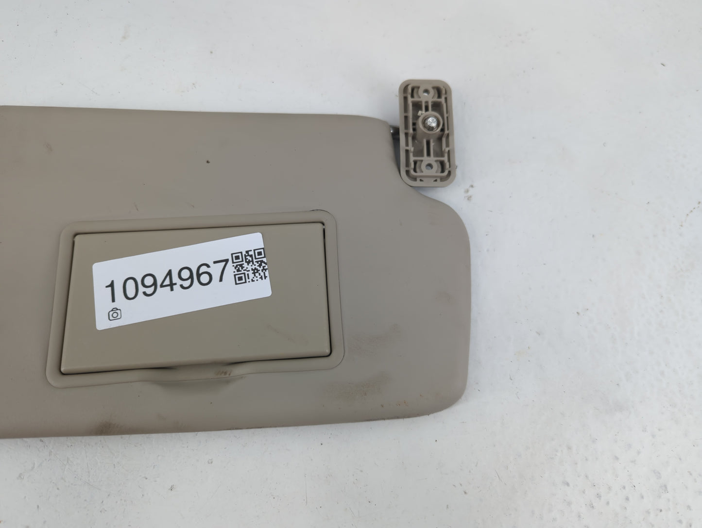 2011-2019 Ford Fiesta Sun Visor Shade Replacement Passenger Right Mirror Fits Fits 2011 2012 2013 2014 2015 2016 2017 2018 2019 OEM Used Auto Parts