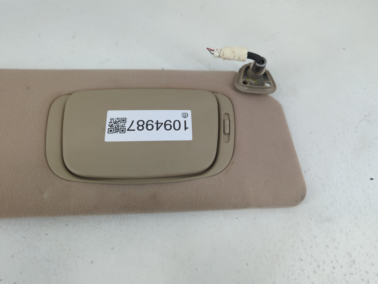 2002-2006 Toyota Camry Sun Visor Shade Replacement Passenger Right Mirror Fits Fits 2002 2003 2004 2005 2006 OEM Used Auto Parts