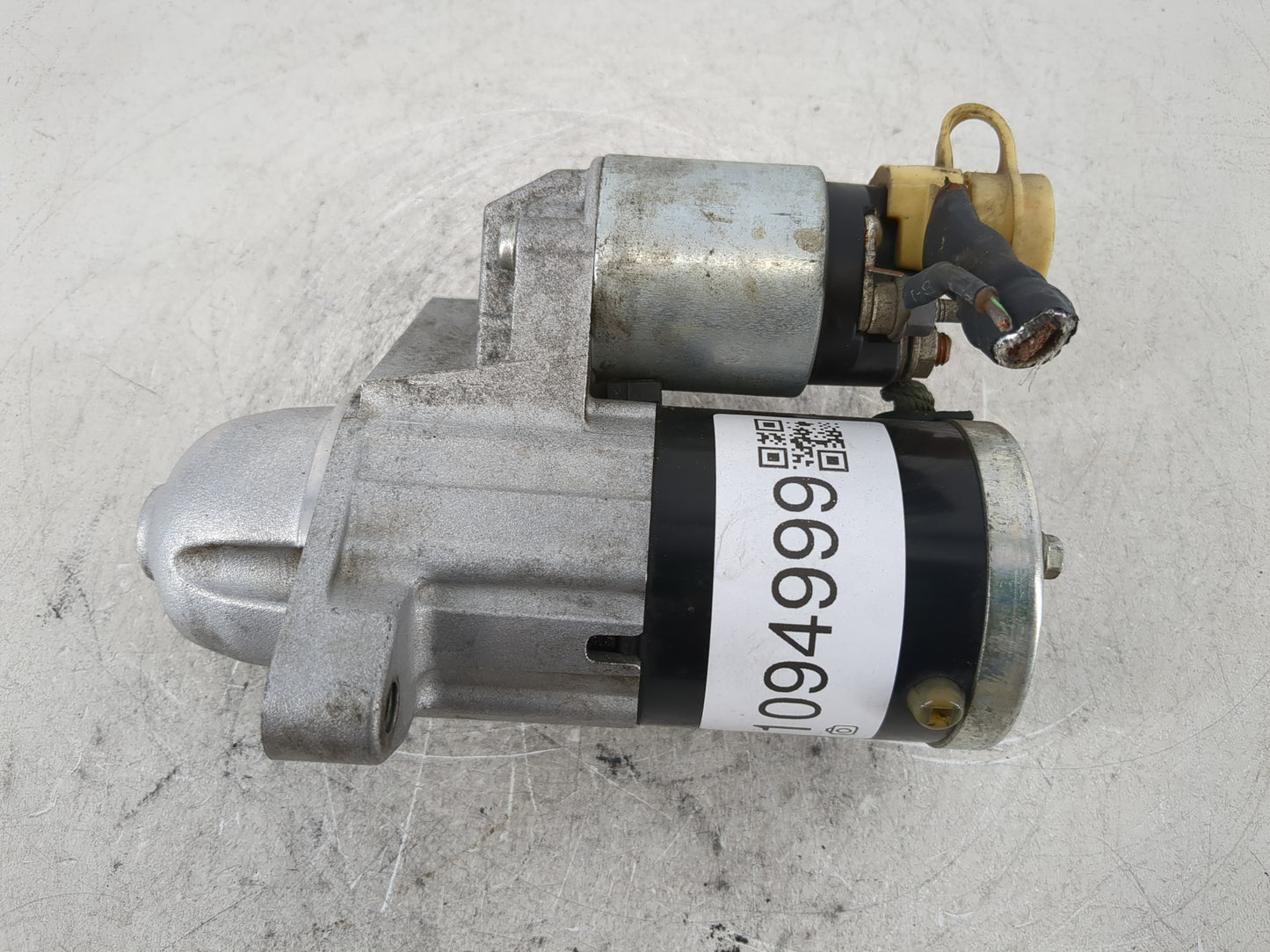 2015-2017 Ford F-150 Car Starter Motor Solenoid OEM P/N:M000TD5571ZC CK4T-11000-DA Fits Fits 2015 2016 2017 2018 2019 2020 OEM Used Auto Parts - Oemusedautoparts1.com