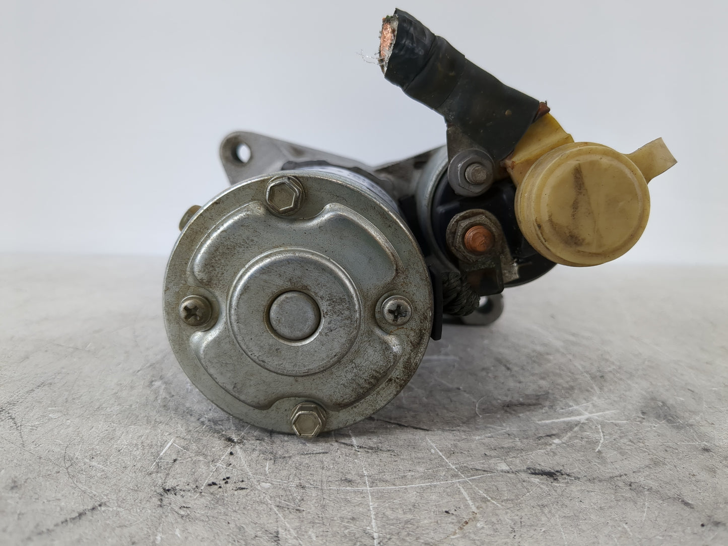 2015-2017 Ford F-150 Car Starter Motor Solenoid OEM P/N:M000TD5571ZC CK4T-11000-DA Fits Fits 2015 2016 2017 2018 2019 2020 OEM Used Auto Parts - Oemusedautoparts1.com