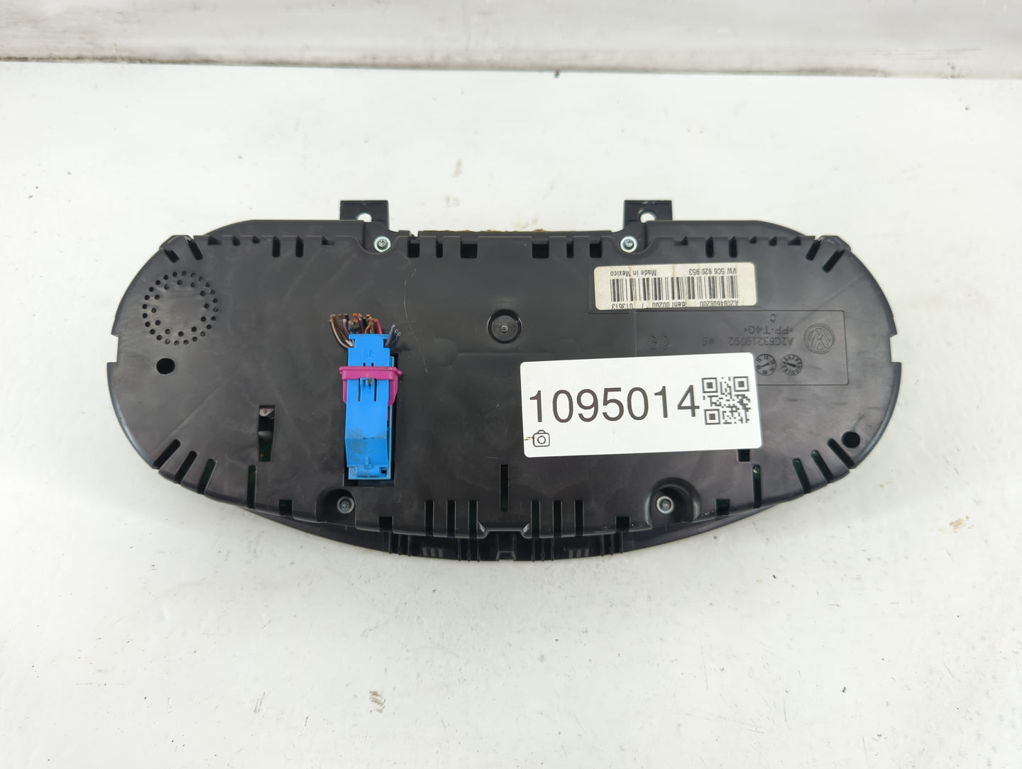 2014 Volkswagen Jetta Instrument Cluster Speedometer Gauges P/N:A2C84600500 5C6 920 953 Fits OEM Used Auto Parts - Oemusedautoparts1.com