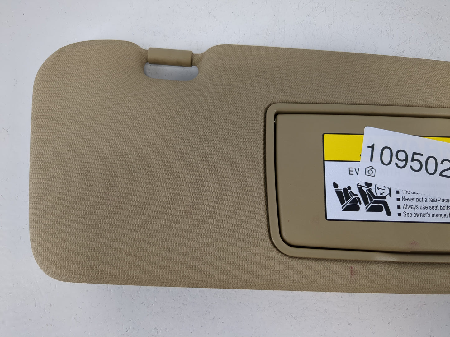 2007-2011 Honda Cr-V Sun Visor Shade Replacement Passenger Right Mirror Fits Fits 2007 2008 2009 2010 2011 OEM Used Auto Parts - Oemusedautoparts1.com