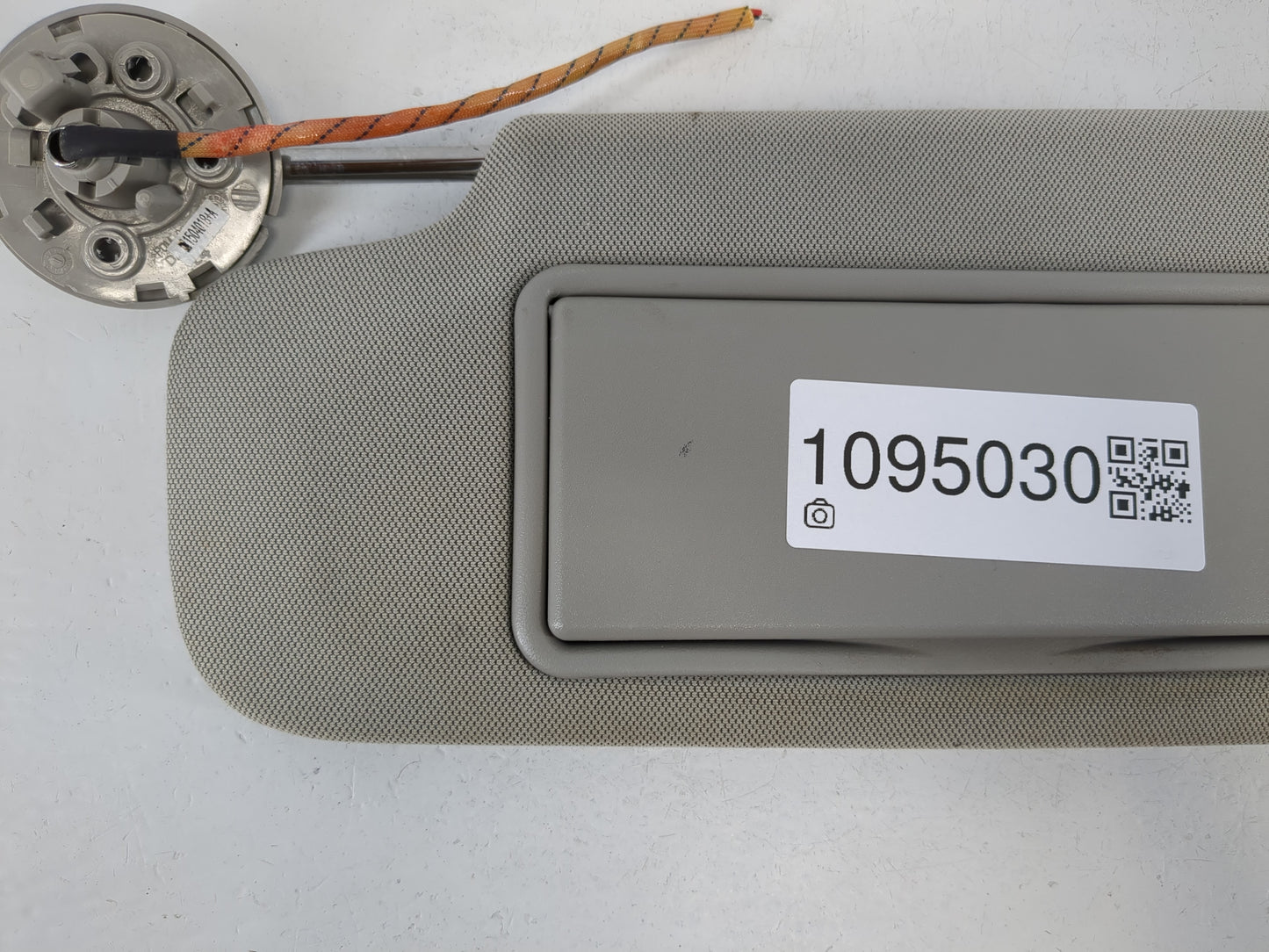 2013-2016 Chevrolet Malibu Sun Visor Shade Replacement Driver Left Mirror Fits Fits 2013 2014 2015 2016 OEM Used Auto Parts