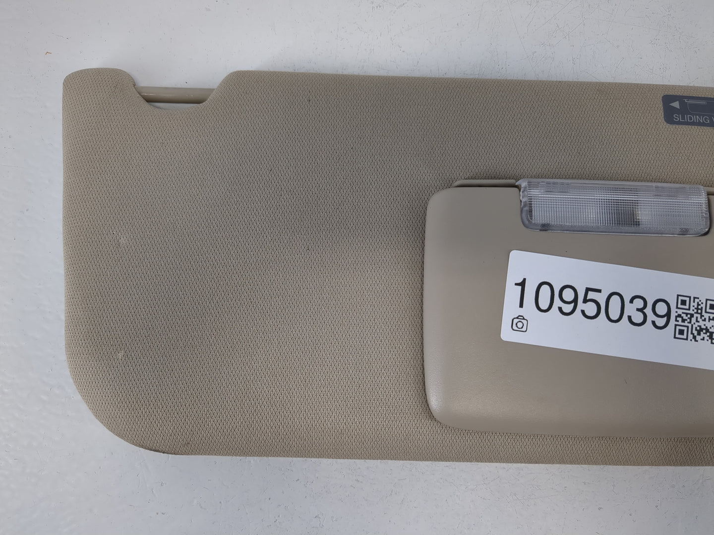 2011-2014 Ford Edge Sun Visor Shade Replacement Passenger Right Mirror Fits Fits 2011 2012 2013 2014 2015 OEM Used Auto Parts - Oemusedautoparts1.com