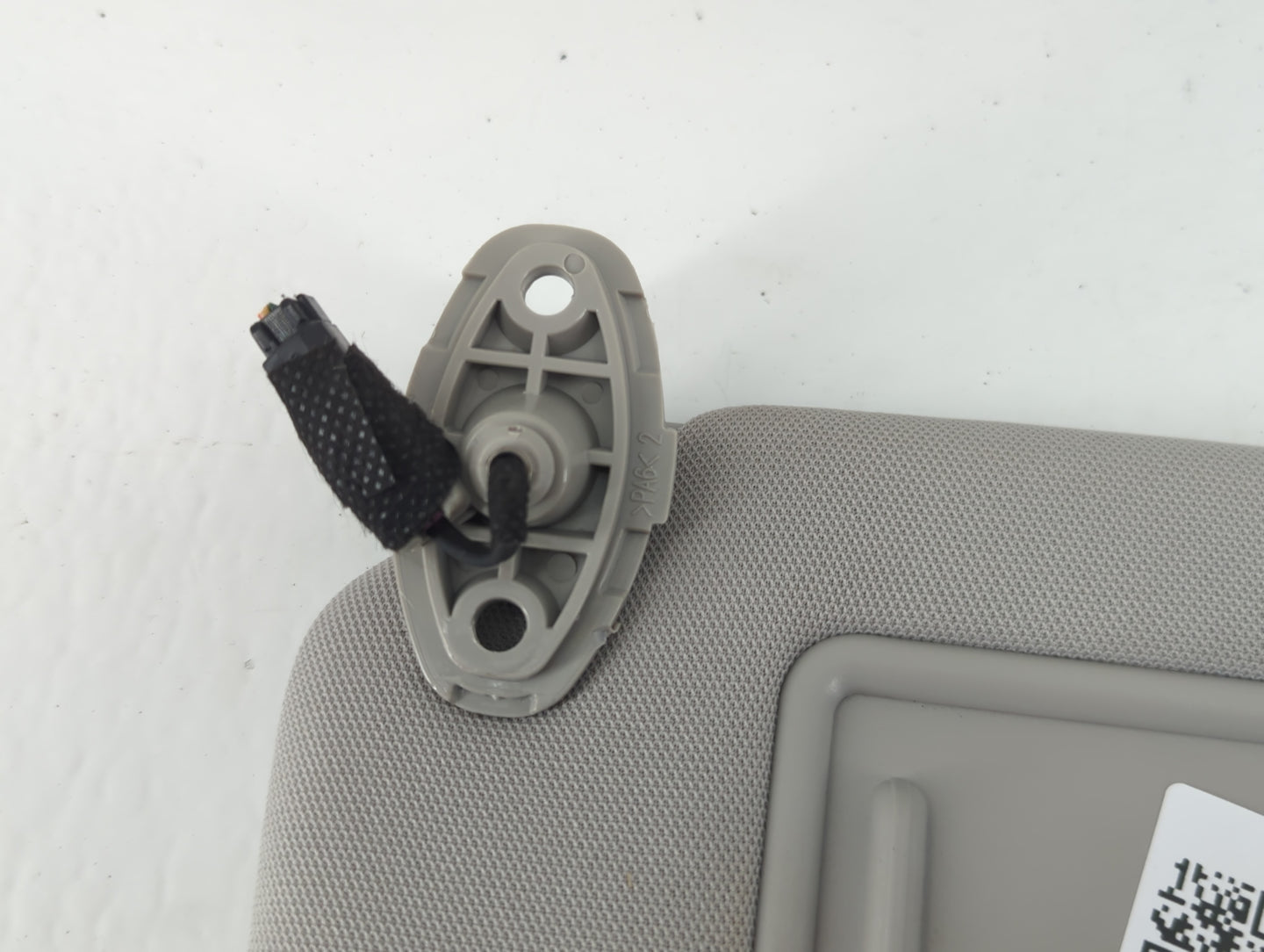 2016-2020 Kia Sorento Sun Visor Shade Replacement Driver Left Mirror Fits Fits 2016 2017 2018 2019 2020 OEM Used Auto Parts - Oemusedautoparts1.com