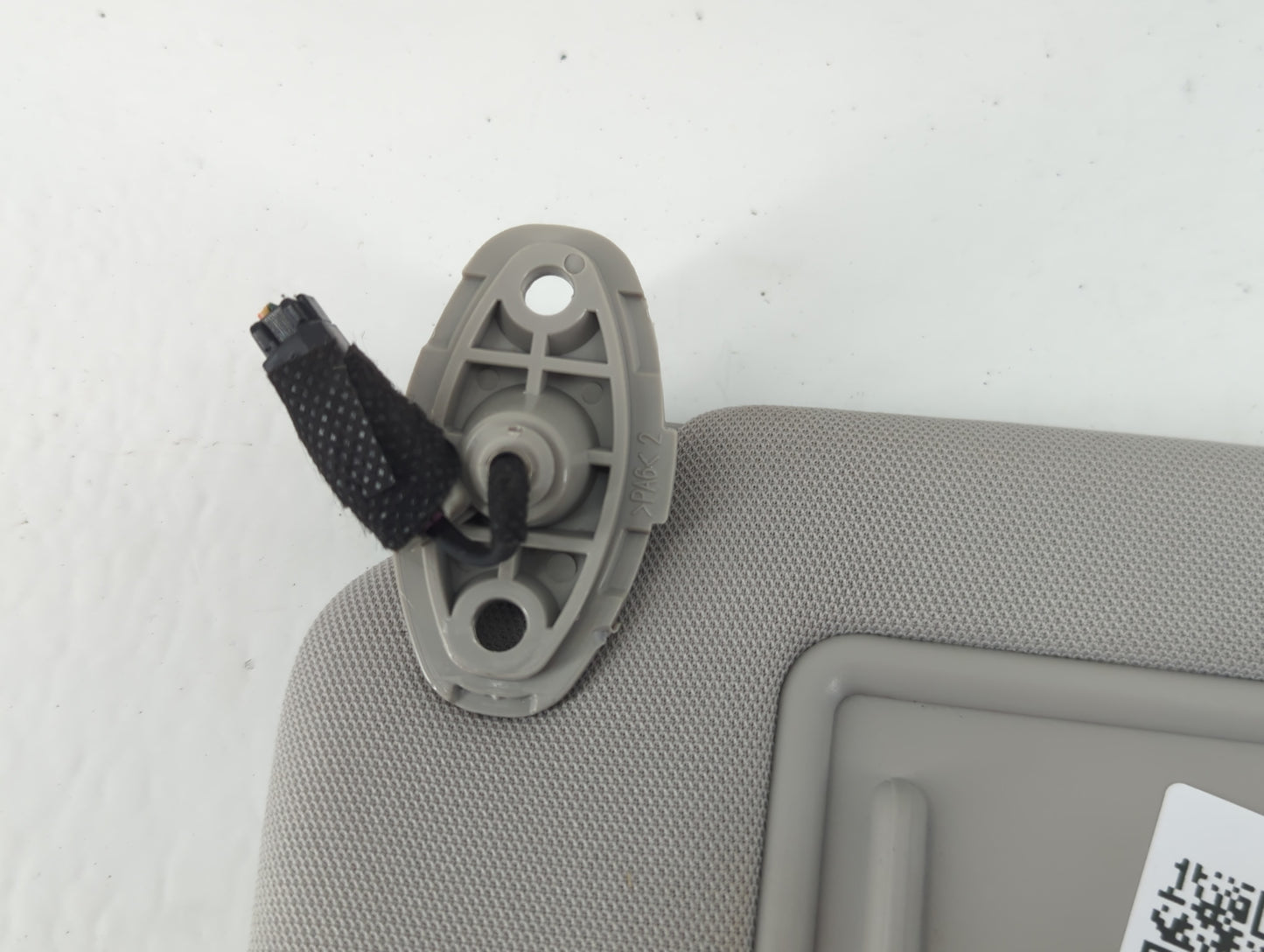 2016-2020 Kia Sorento Sun Visor Shade Replacement Driver Left Mirror Fits Fits 2016 2017 2018 2019 2020 OEM Used Auto Parts - Oemusedautoparts1.com