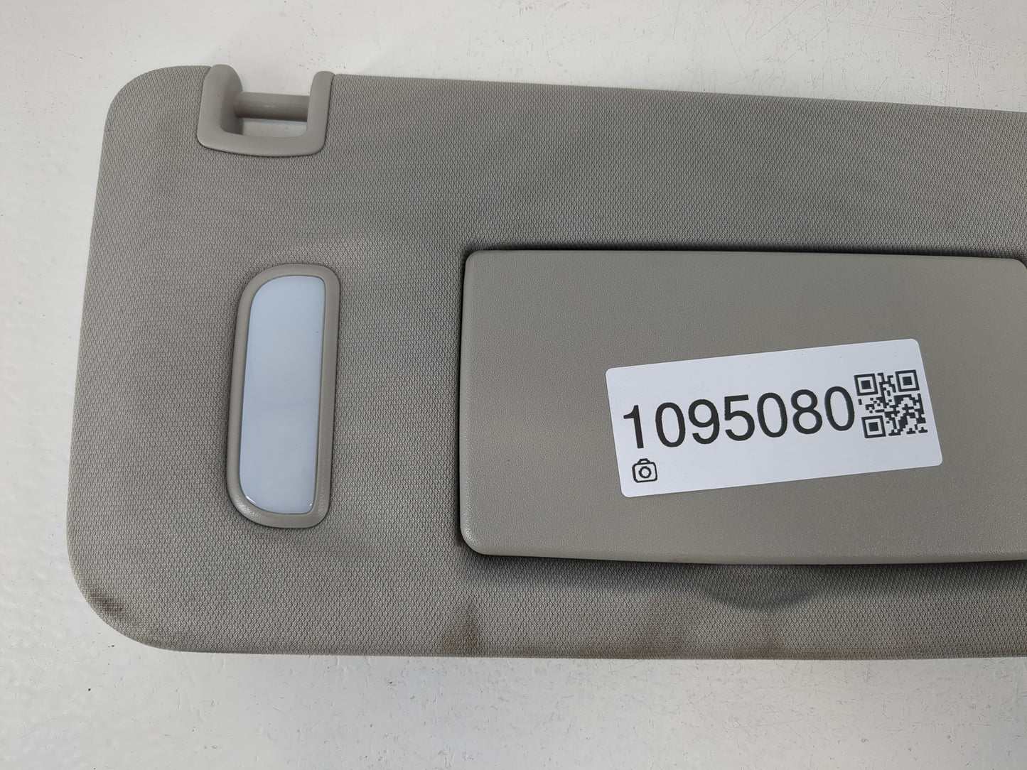 2010-2017 Chevrolet Equinox Sun Visor Shade Replacement Passenger Right Mirror Fits Fits 2010 2011 2012 2013 2014 2015 2016 2017 OEM Used Auto Parts