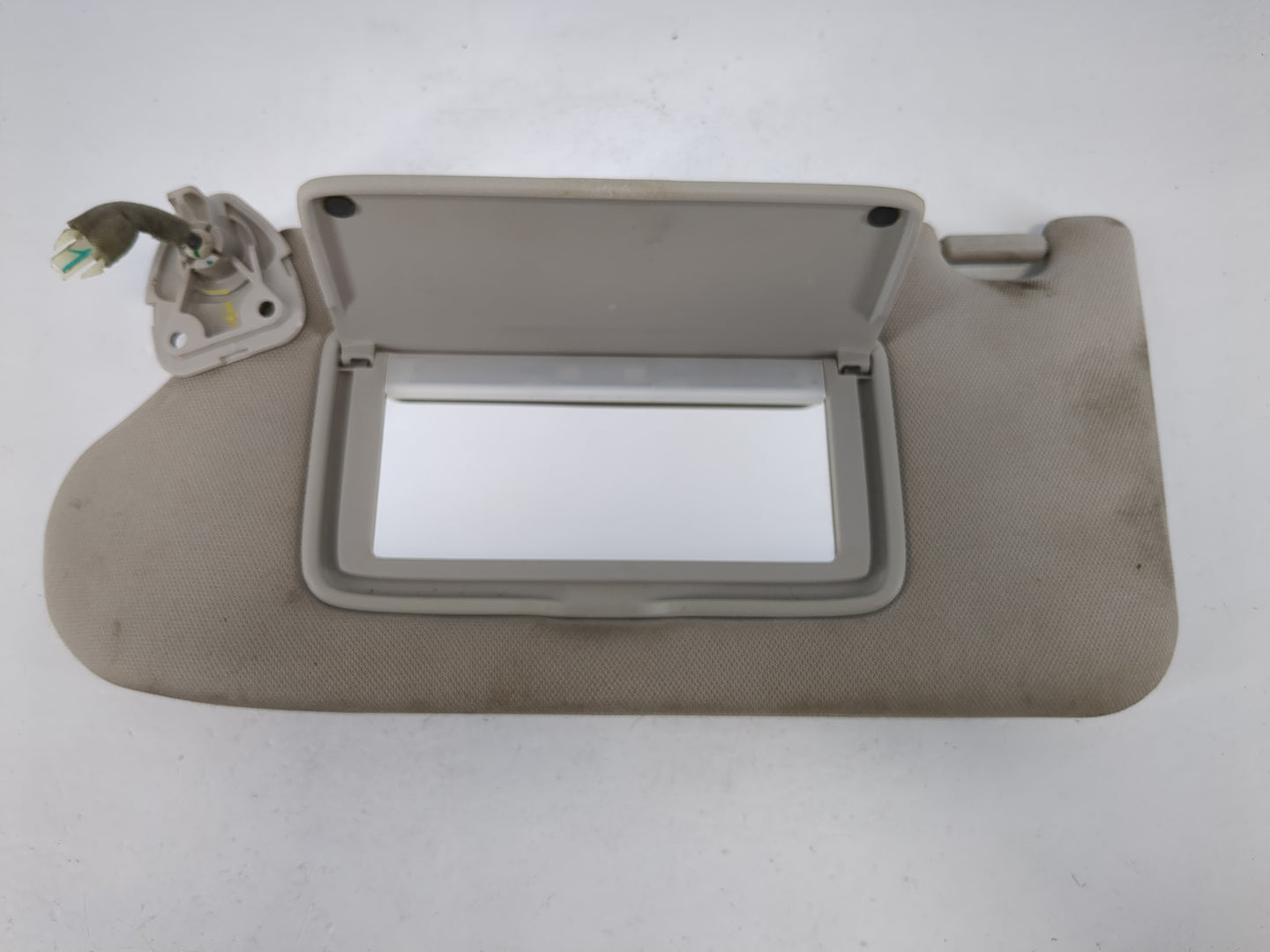 2013-2018 Nissan Altima Sun Visor Shade Replacement Driver Left Mirror Fits Fits 2013 2014 2015 2016 2017 2018 OEM Used Auto Parts - Oemusedautoparts1.com