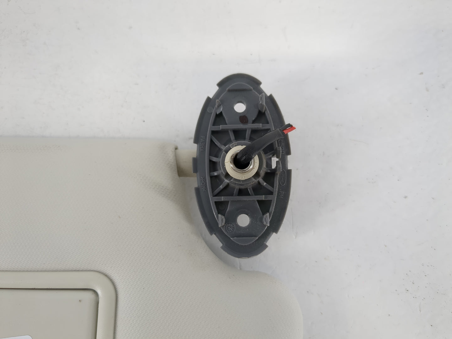 2013-2019 Ford Escape Sun Visor Shade Replacement Passenger Right Mirror Fits Fits 2013 2014 2015 2016 2017 2018 2019 OEM Used Auto Parts - Oemusedautoparts1.com