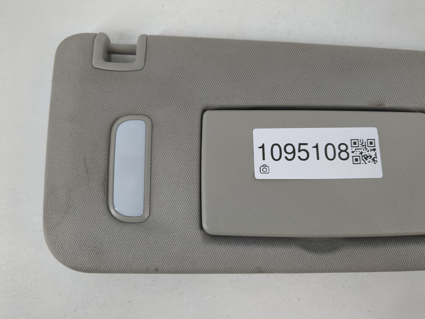 2010-2017 Chevrolet Equinox Sun Visor Shade Replacement Passenger Right Mirror Fits Fits 2010 2011 2012 2013 2014 2015 2016 2017 OEM Used Auto Parts