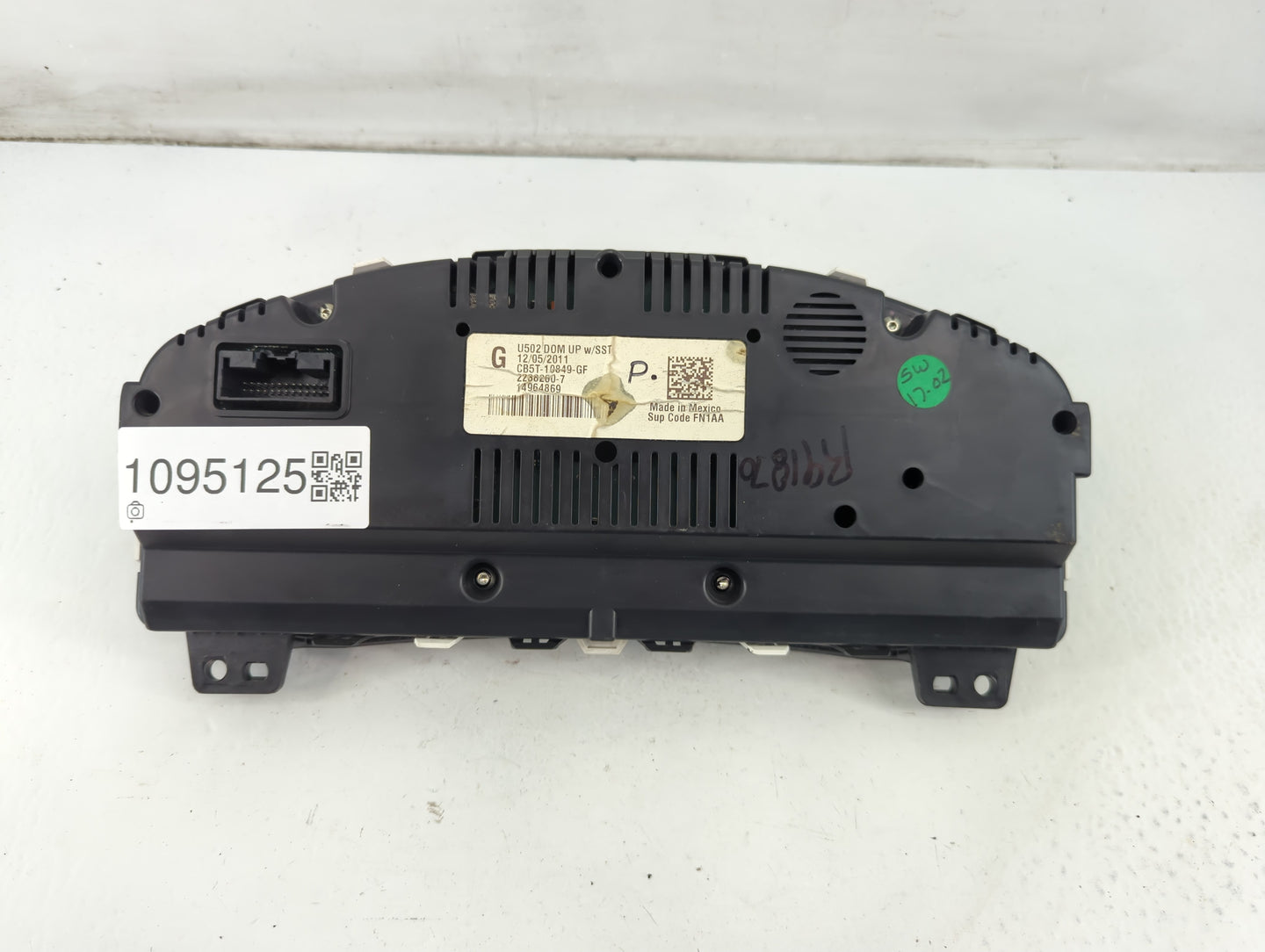 2012 Ford Explorer Instrument Cluster Speedometer Gauges P/N:CB5T-10849-GF Fits OEM Used Auto Parts - Oemusedautoparts1.com