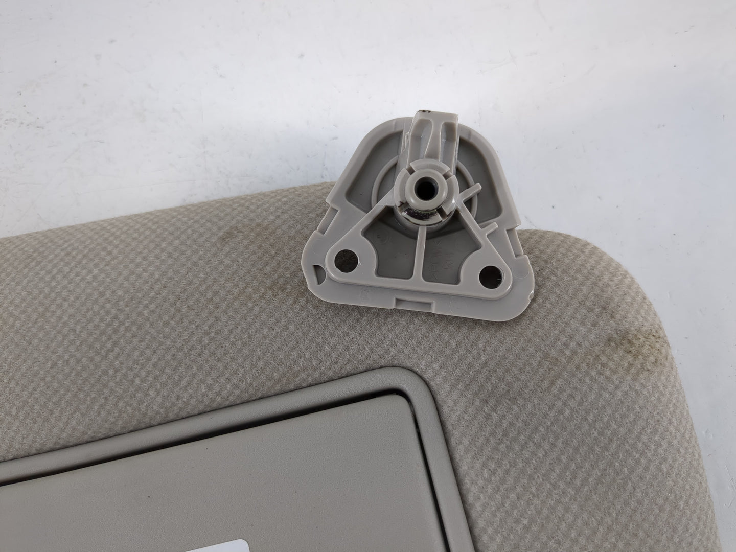 2013-2019 Nissan Sentra Sun Visor Shade Replacement Passenger Right Mirror Fits Fits 2012 2013 2014 2015 2016 2017 2018 2019 OEM Used Auto Parts - Oemusedautoparts1.com