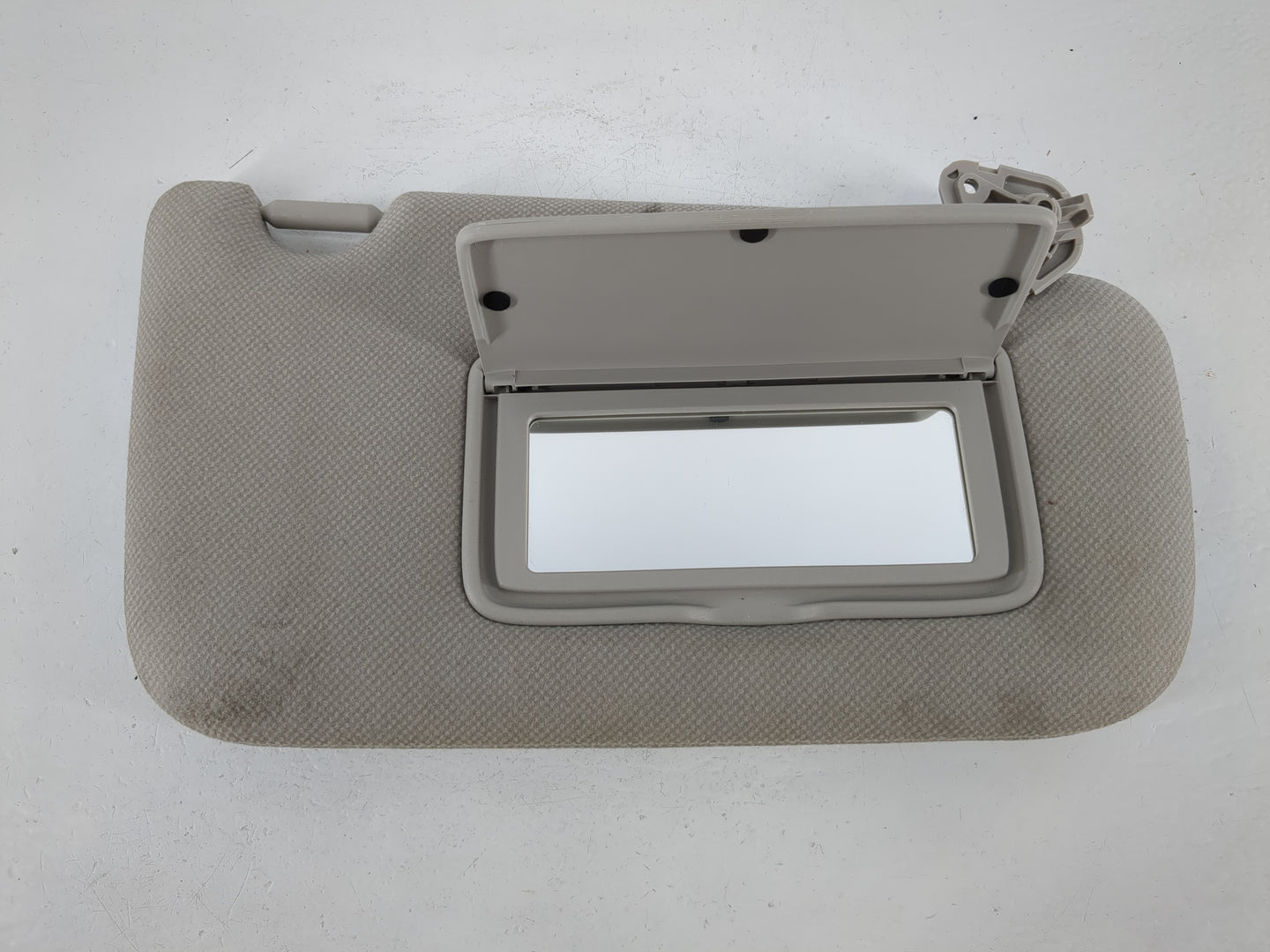 2013-2019 Nissan Sentra Sun Visor Shade Replacement Passenger Right Mirror Fits Fits 2012 2013 2014 2015 2016 2017 2018 2019 OEM Used Auto Parts - Oemusedautoparts1.com