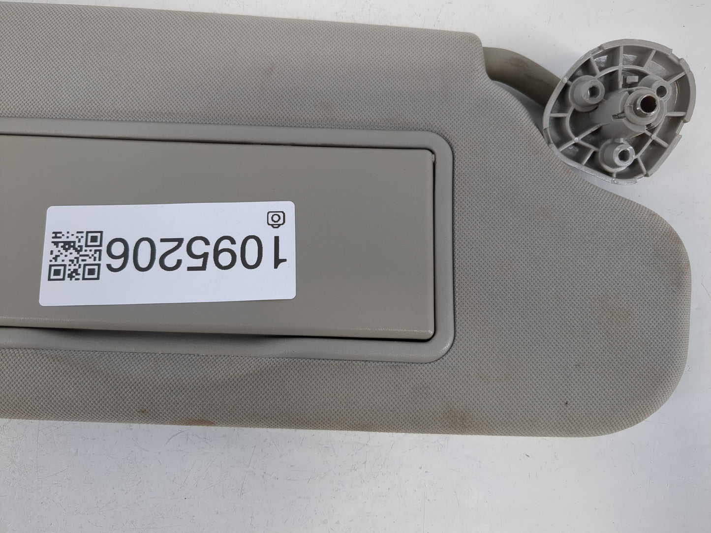 2006-2016 Chevrolet Impala Sun Visor Shade Replacement Passenger Right Mirror Fits OEM Used Auto Parts