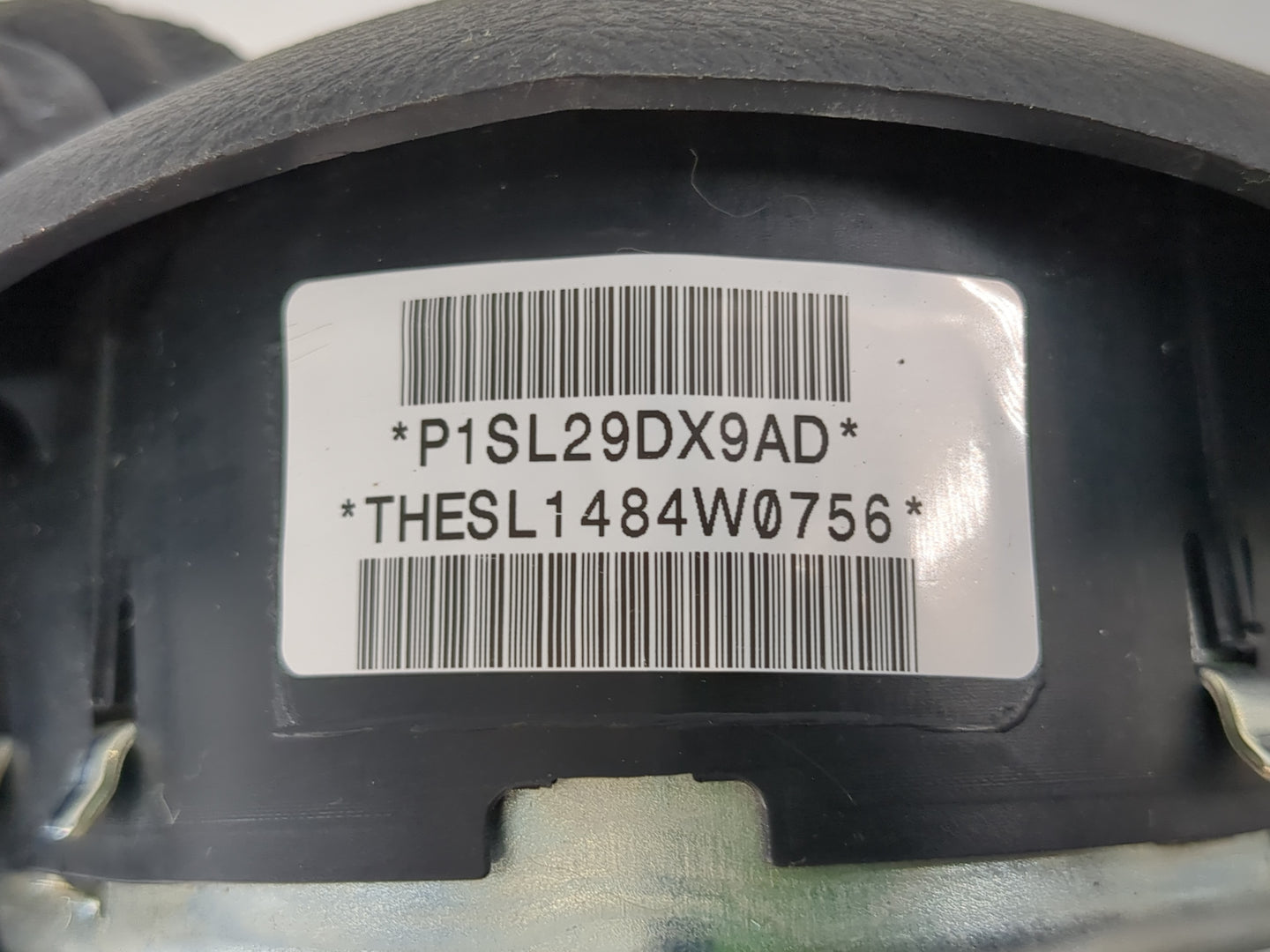 2013-2019 Dodge Journey Air Bag Driver Left Steering Wheel Mounted Fits Fits 2013 2014 2015 2016 2017 2018 2019 OEM Used Auto Parts - Oemusedautoparts1.com