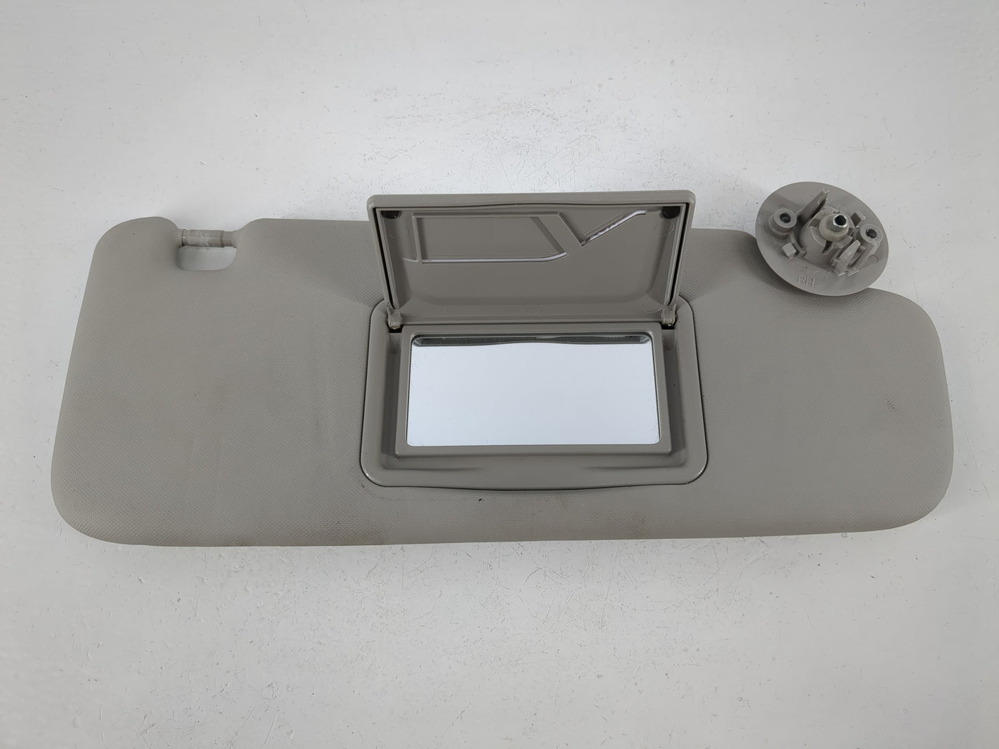 2012-2019 Chevrolet Sonic Sun Visor Shade Replacement Passenger Right Mirror Fits Fits 2012 2013 2014 2015 2016 2017 2018 2019 OEM Used Auto Parts