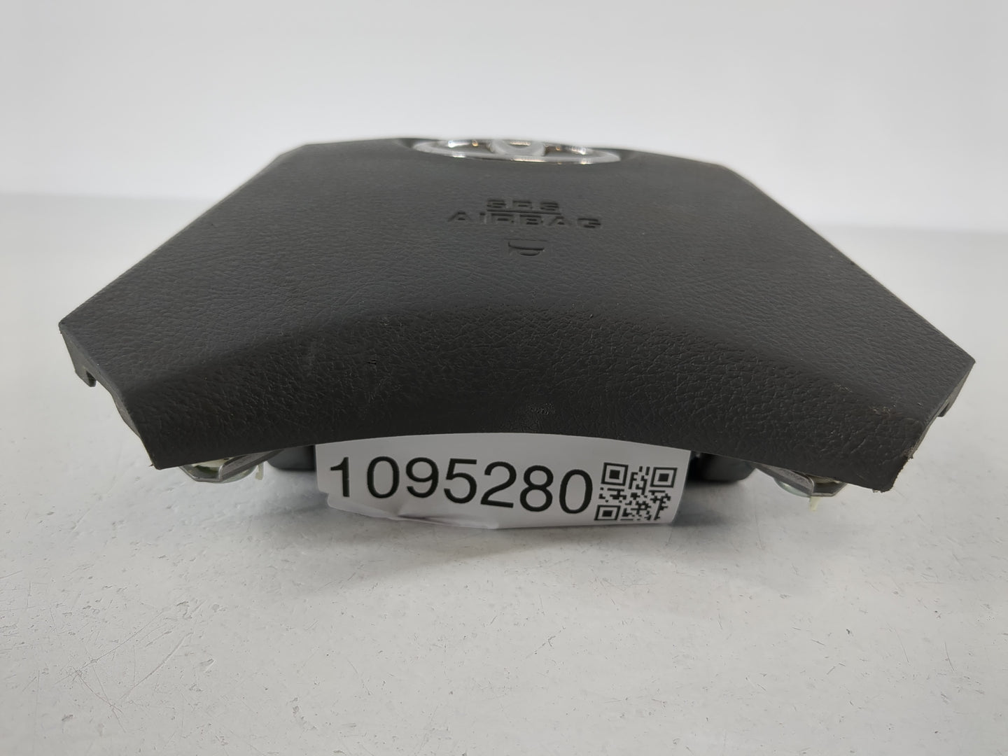 2007-2011 Toyota Camry Air Bag Driver Left Steering Wheel Mounted Fits Fits 2007 2008 2009 2010 2011 OEM Used Auto Parts - Oemusedautoparts1.com