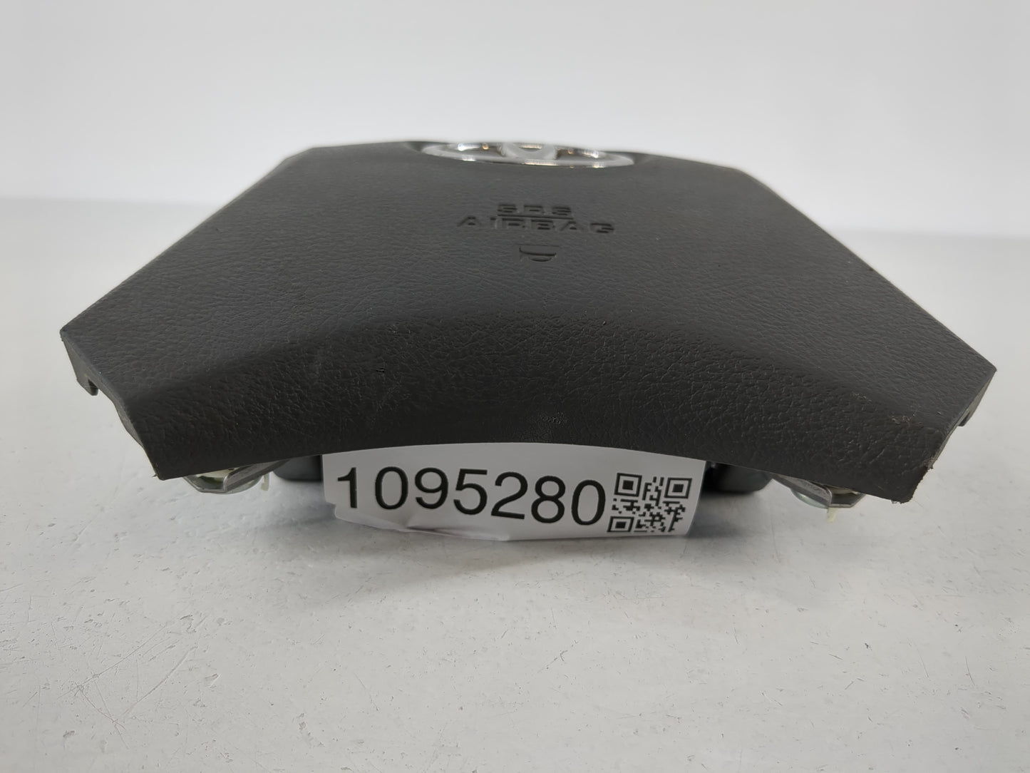 2007-2011 Toyota Camry Air Bag Driver Left Steering Wheel Mounted Fits Fits 2007 2008 2009 2010 2011 OEM Used Auto Parts - Oemusedautoparts1.com