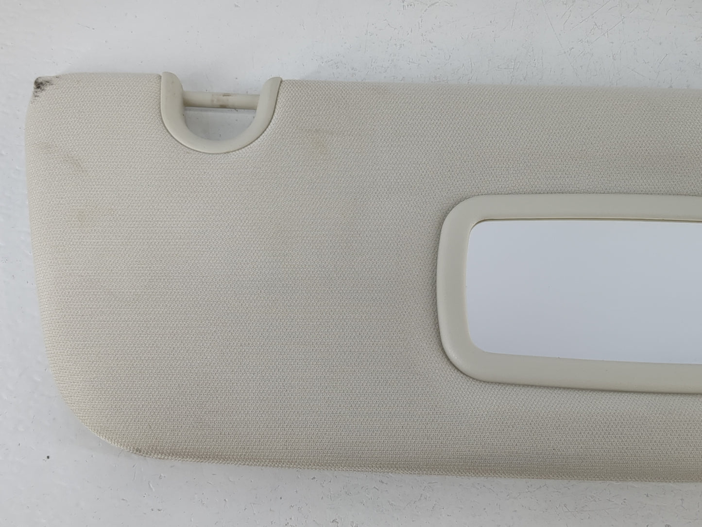 2008-2010 Chrysler Town & Country Sun Visor Shade Replacement Passenger Right Mirror Fits Fits 2008 2009 2010 OEM Used Auto Parts