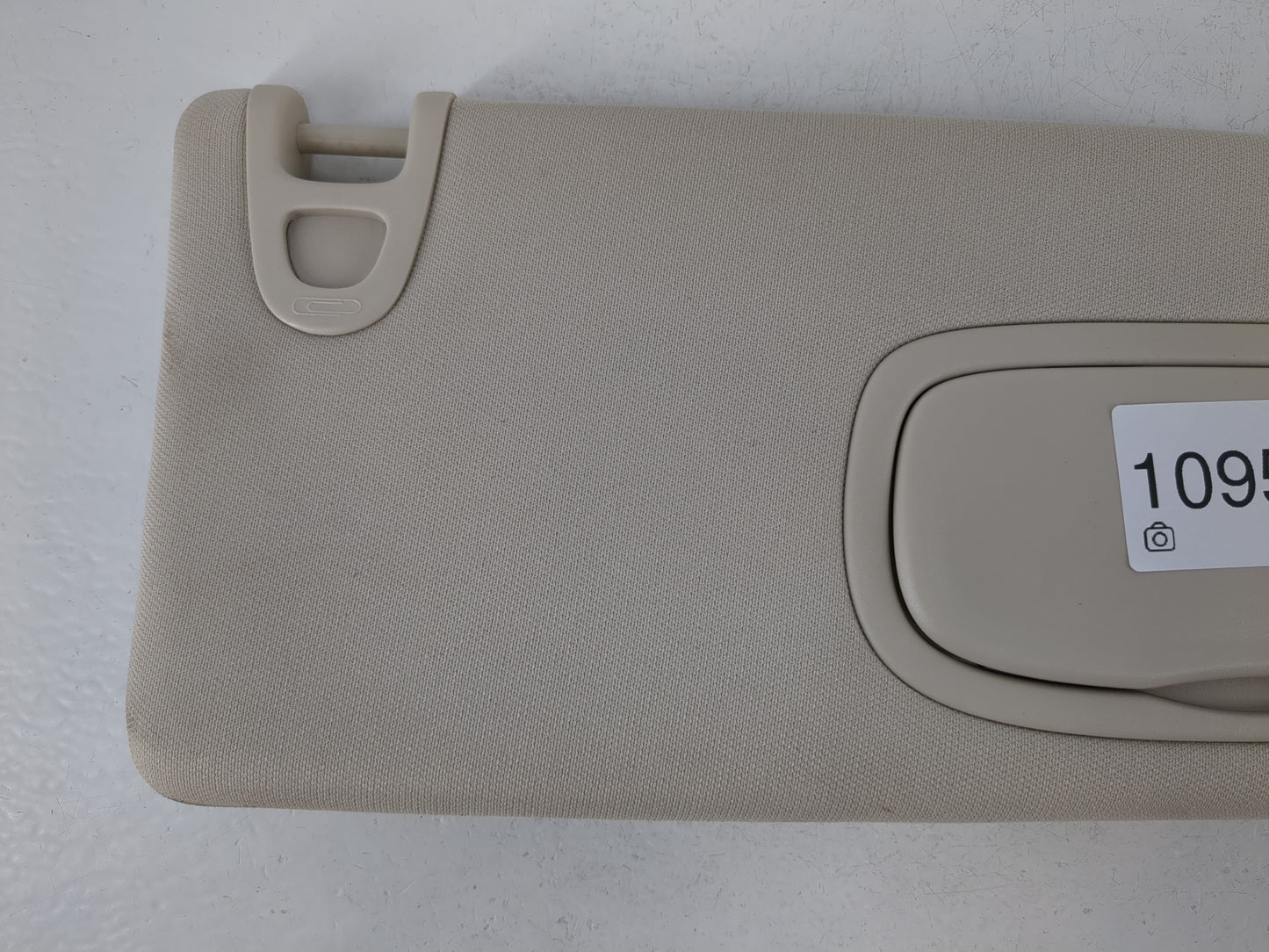 2015 Chrysler 200 Sun Visor Shade Replacement Passenger Right Mirror Fits OEM Used Auto Parts - Oemusedautoparts1.com