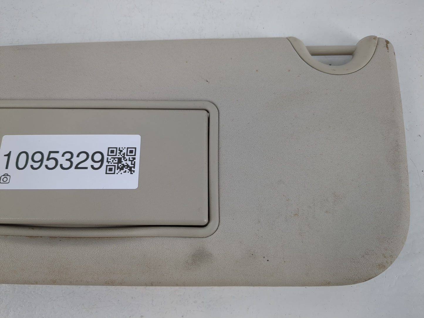 2018 Dodge Journey Sun Visor Shade Replacement Driver Left Mirror Fits OEM Used Auto Parts - Oemusedautoparts1.com