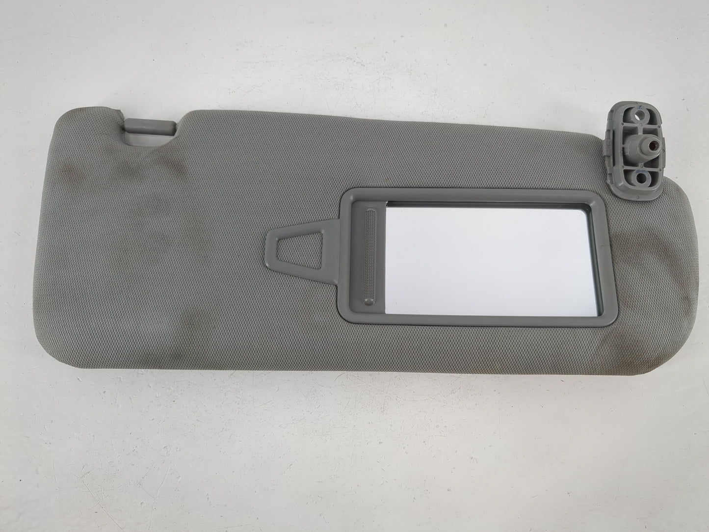 2011-2015 Kia Sorento Sun Visor Shade Replacement Passenger Right Mirror Fits Fits 2011 2012 2013 2014 2015 OEM Used Auto Parts - Oemusedautoparts1.com