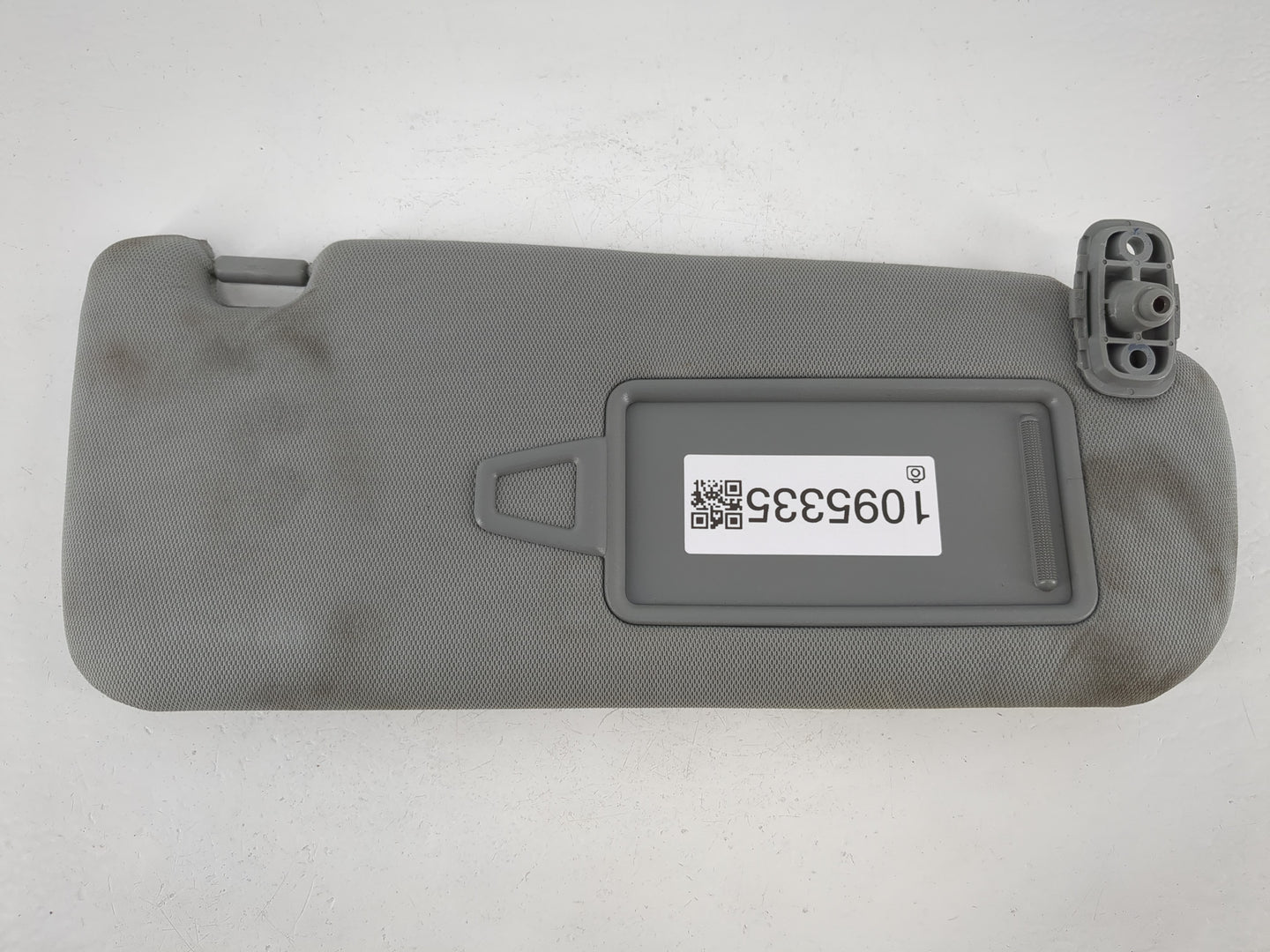 2011-2015 Kia Sorento Sun Visor Shade Replacement Passenger Right Mirror Fits Fits 2011 2012 2013 2014 2015 OEM Used Auto Parts - Oemusedautoparts1.com