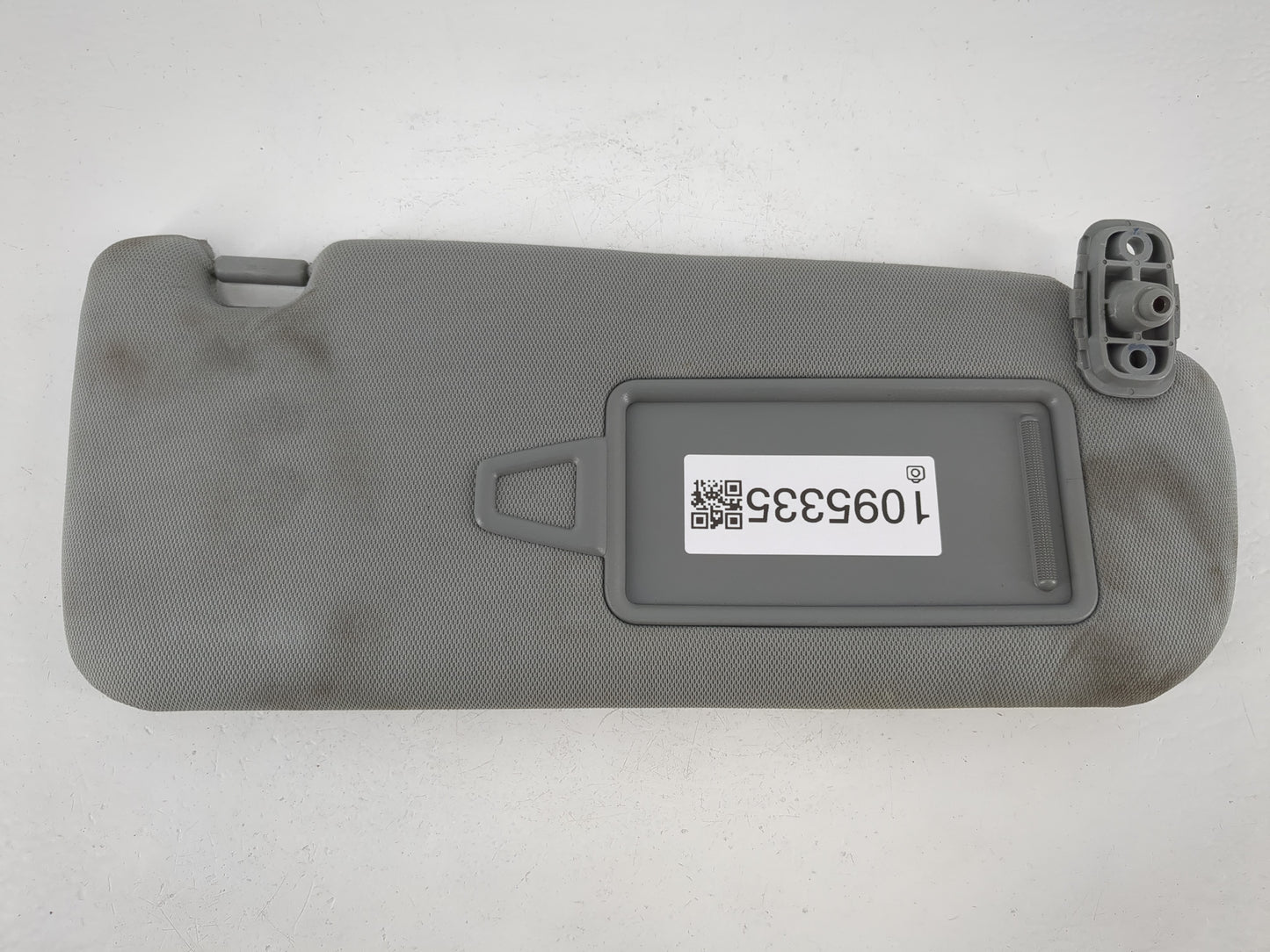 2011-2015 Kia Sorento Sun Visor Shade Replacement Passenger Right Mirror Fits Fits 2011 2012 2013 2014 2015 OEM Used Auto Parts - Oemusedautoparts1.com
