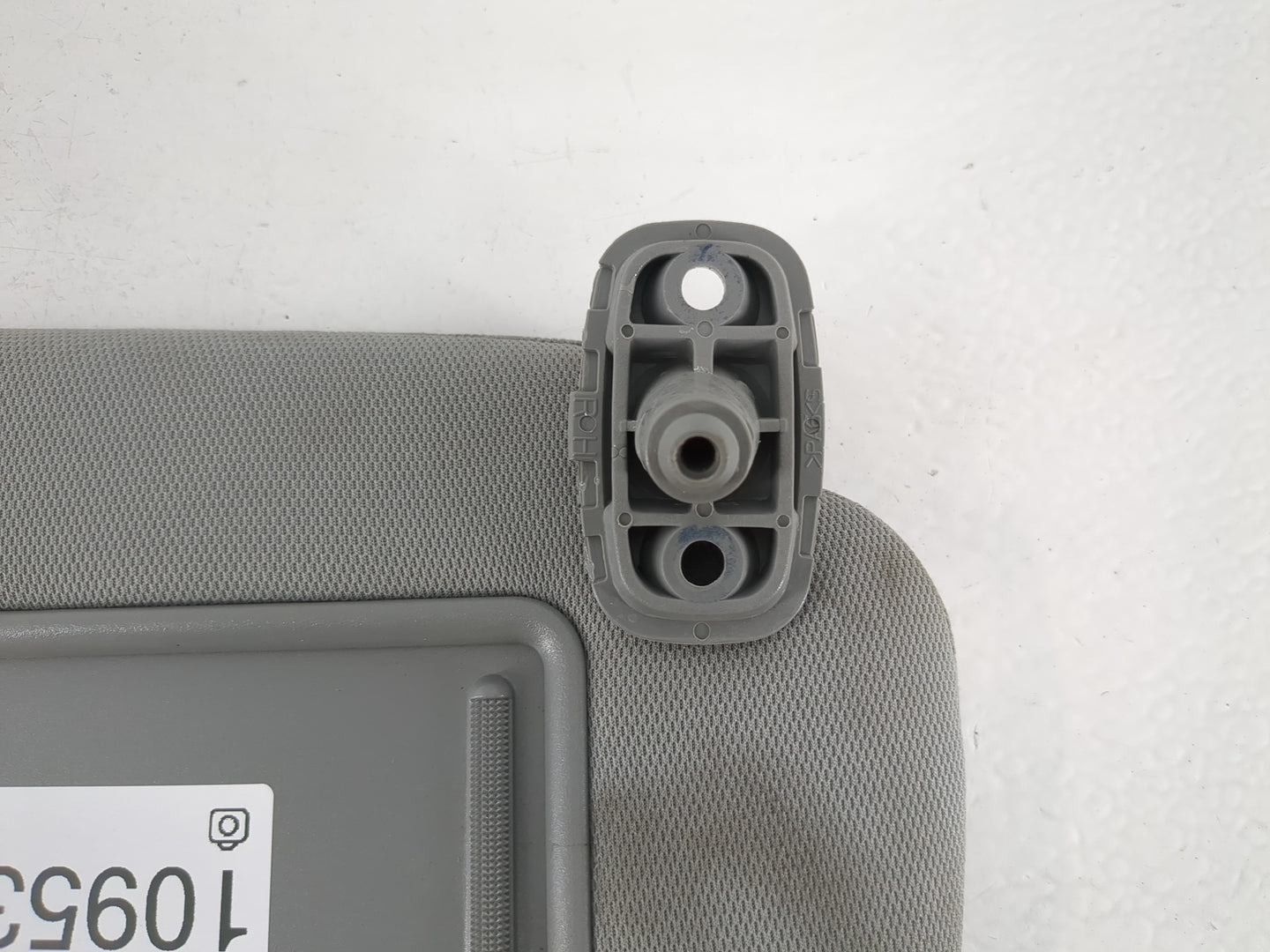 2011-2015 Kia Sorento Sun Visor Shade Replacement Passenger Right Mirror Fits Fits 2011 2012 2013 2014 2015 OEM Used Auto Parts - Oemusedautoparts1.com
