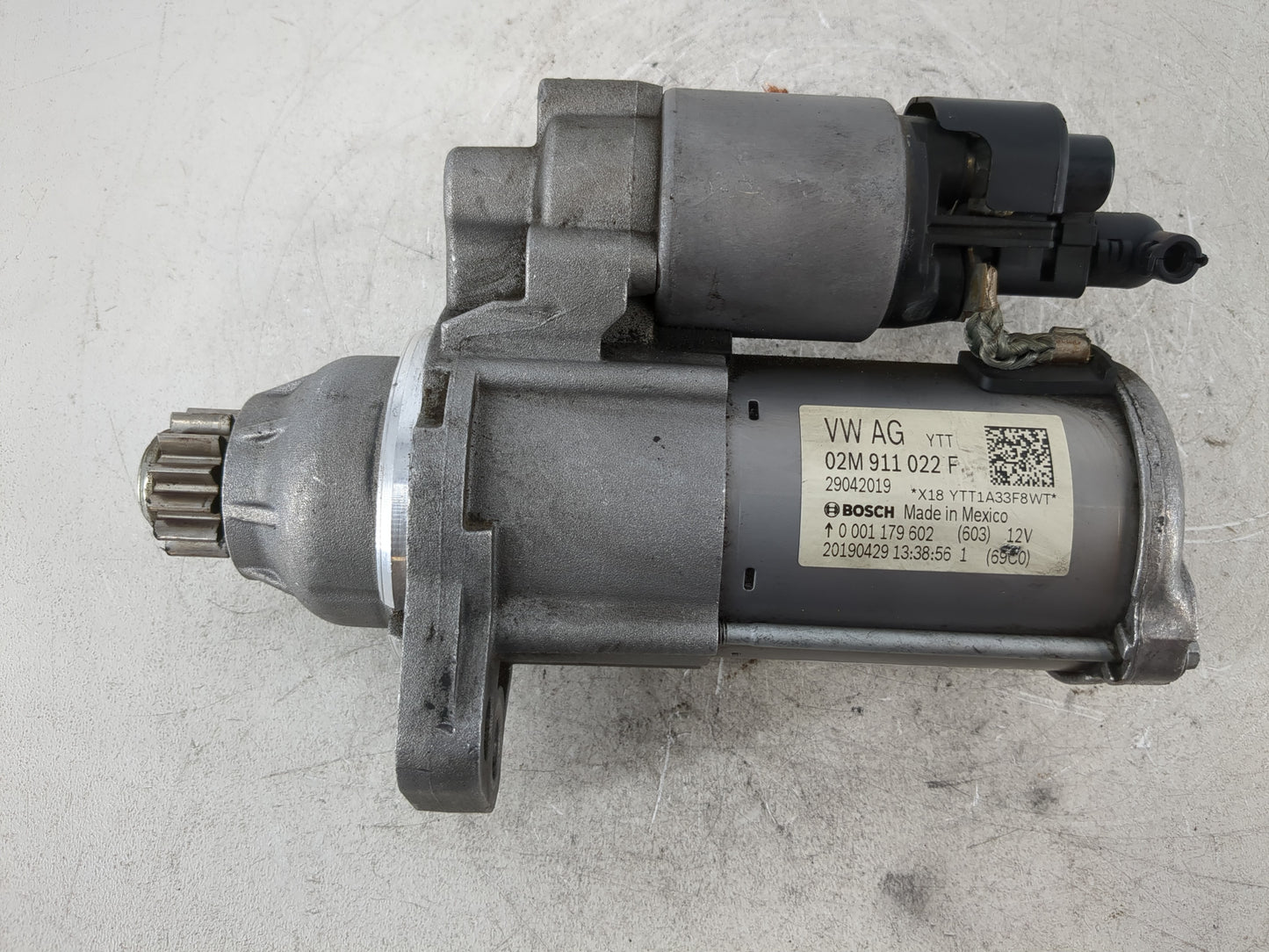 2021-2022 Volkswagen Tiguan Car Starter Motor Solenoid OEM P/N:02M 911 022 F Fits Fits 2020 2021 2022 OEM Used Auto Parts