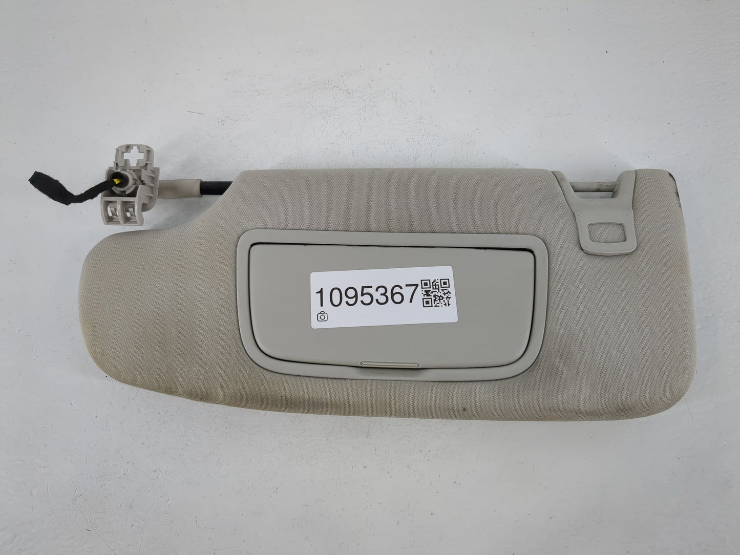 2015-2016 Ford Fusion Sun Visor Shade Replacement Driver Left Mirror Fits Fits 2015 2016 OEM Used Auto Parts - Oemusedautoparts1.com