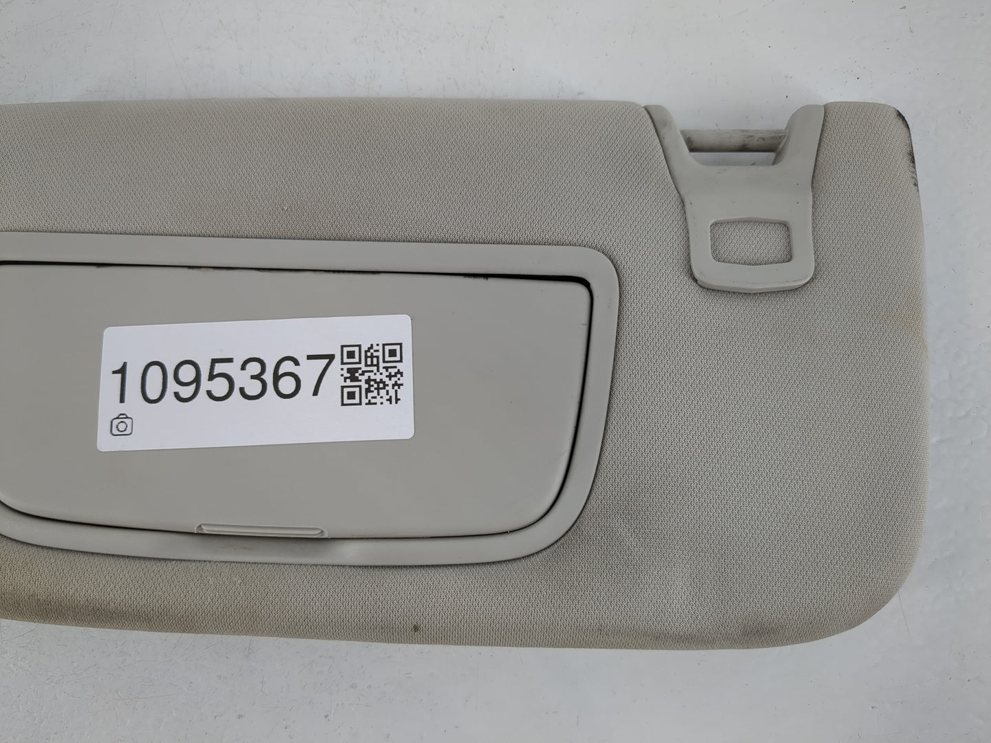 2015-2016 Ford Fusion Sun Visor Shade Replacement Driver Left Mirror Fits Fits 2015 2016 OEM Used Auto Parts - Oemusedautoparts1.com