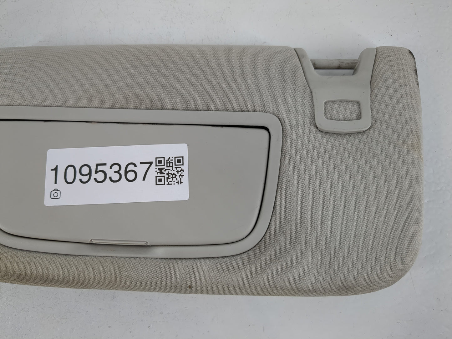 2015-2016 Ford Fusion Sun Visor Shade Replacement Driver Left Mirror Fits Fits 2015 2016 OEM Used Auto Parts - Oemusedautoparts1.com