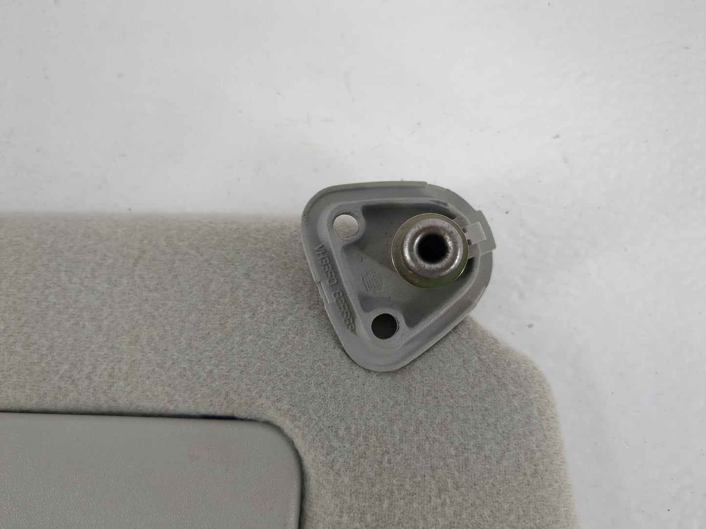 2002-2006 Toyota Camry Sun Visor Shade Replacement Passenger Right Mirror Fits Fits 2002 2003 2004 2005 2006 OEM Used Auto Parts