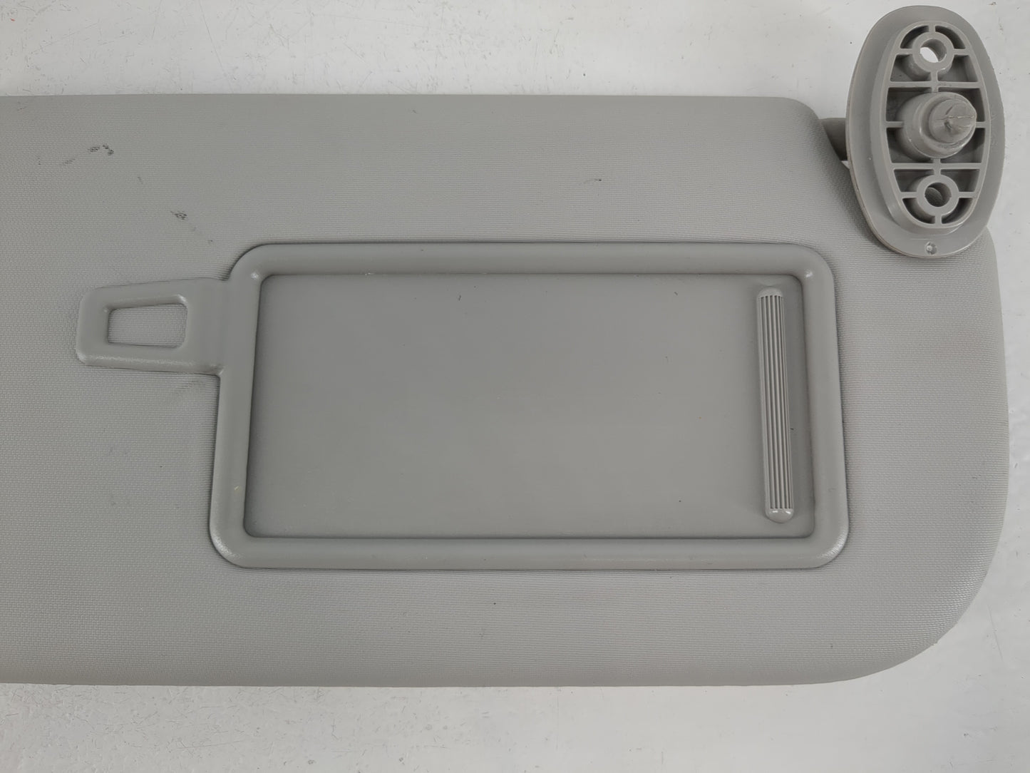 2014-2019 Kia Soul Sun Visor Shade Replacement Passenger Right Mirror Fits Fits 2014 2015 2016 2017 2018 2019 OEM Used Auto Parts - Oemusedautoparts1.com