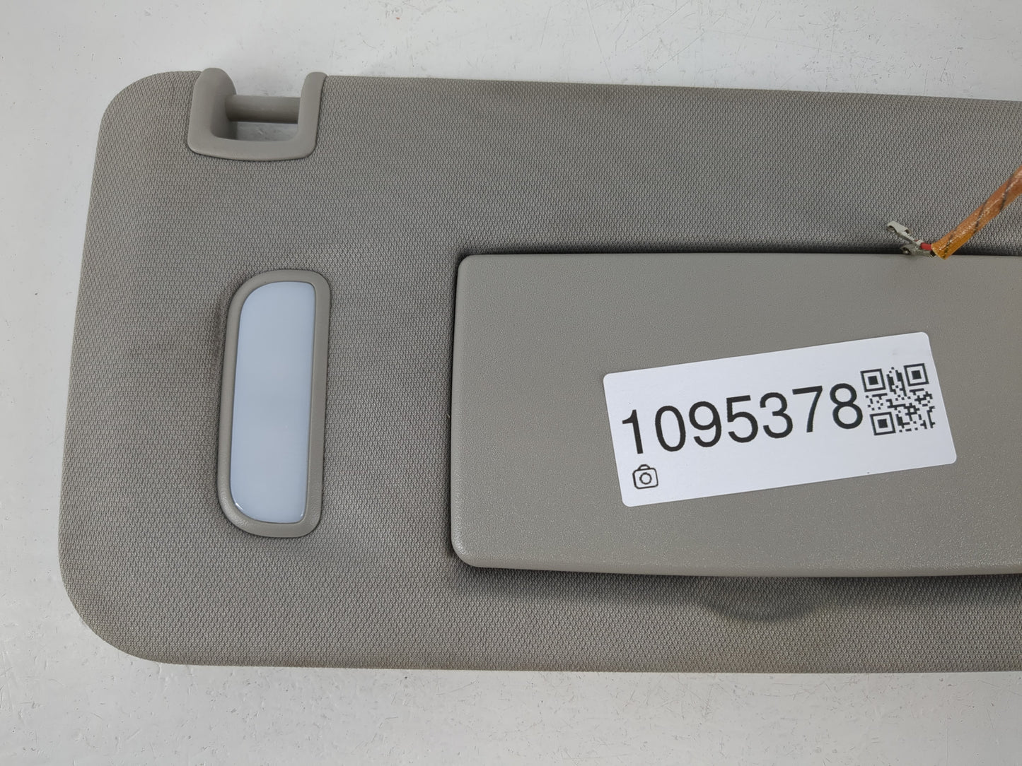 2010-2017 Chevrolet Equinox Sun Visor Shade Replacement Passenger Right Mirror Fits Fits 2010 2011 2012 2013 2014 2015 2016 2017 OEM Used Auto Parts