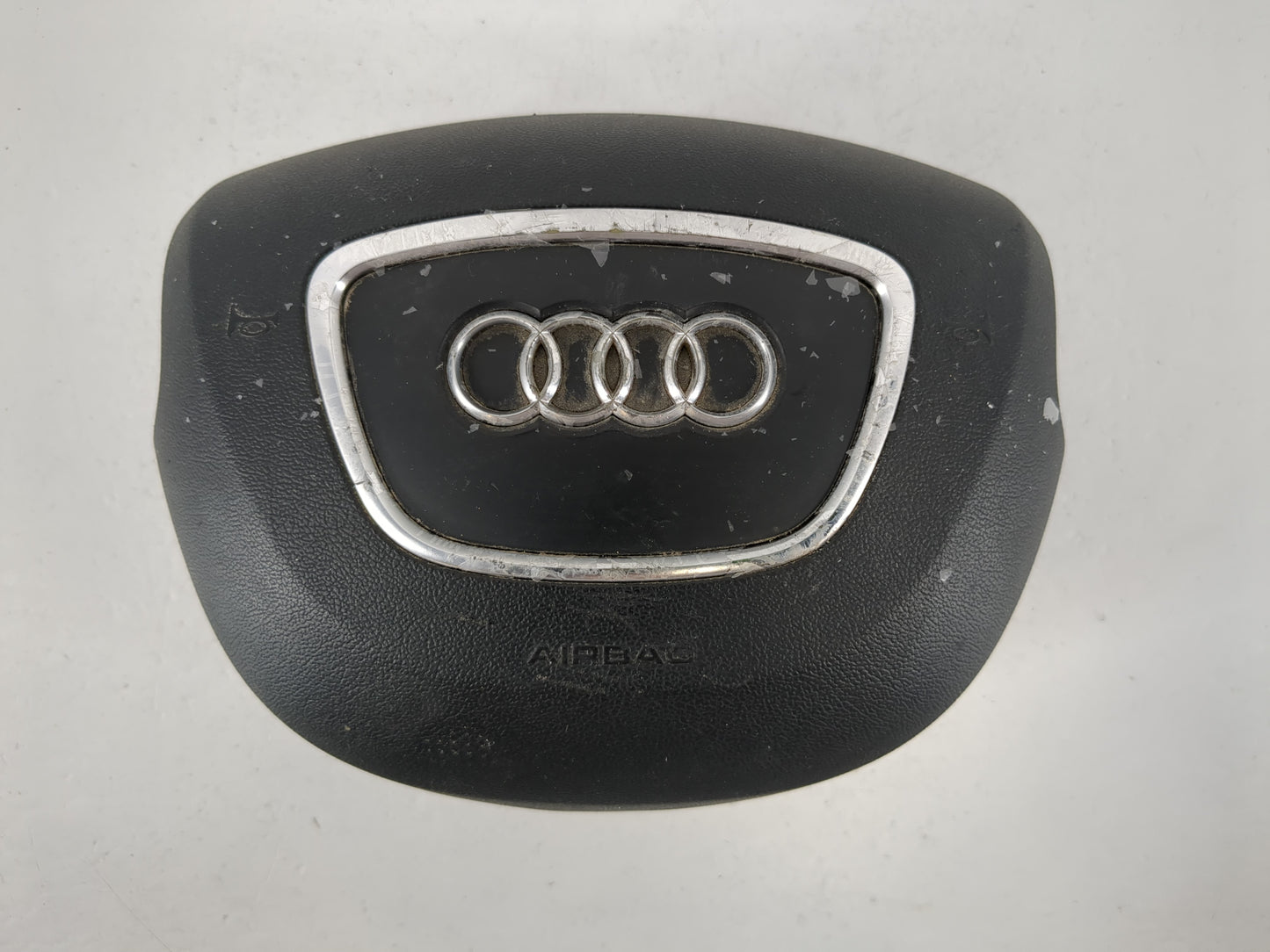 2013-2016 Audi A4 Air Bag Driver Left Steering Wheel Mounted P/N:8K0 880 201 AC Fits Fits 2013 2014 2015 2016 2017 OEM Used Auto Parts - Oemusedautoparts1.com