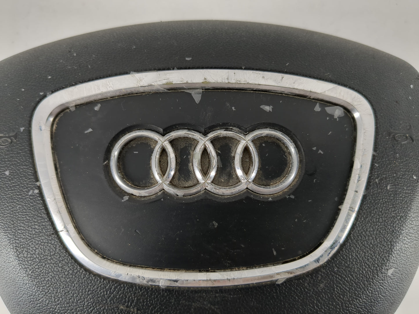 2013-2016 Audi A4 Air Bag Driver Left Steering Wheel Mounted P/N:8K0 880 201 AC Fits Fits 2013 2014 2015 2016 2017 OEM Used Auto Parts - Oemusedautoparts1.com