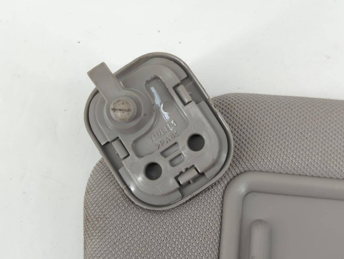 2010-2017 Chevrolet Equinox Sun Visor Shade Replacement Driver Left Mirror Fits Fits 2010 2011 2012 2013 2014 2015 2016 2017 OEM Used Auto Parts